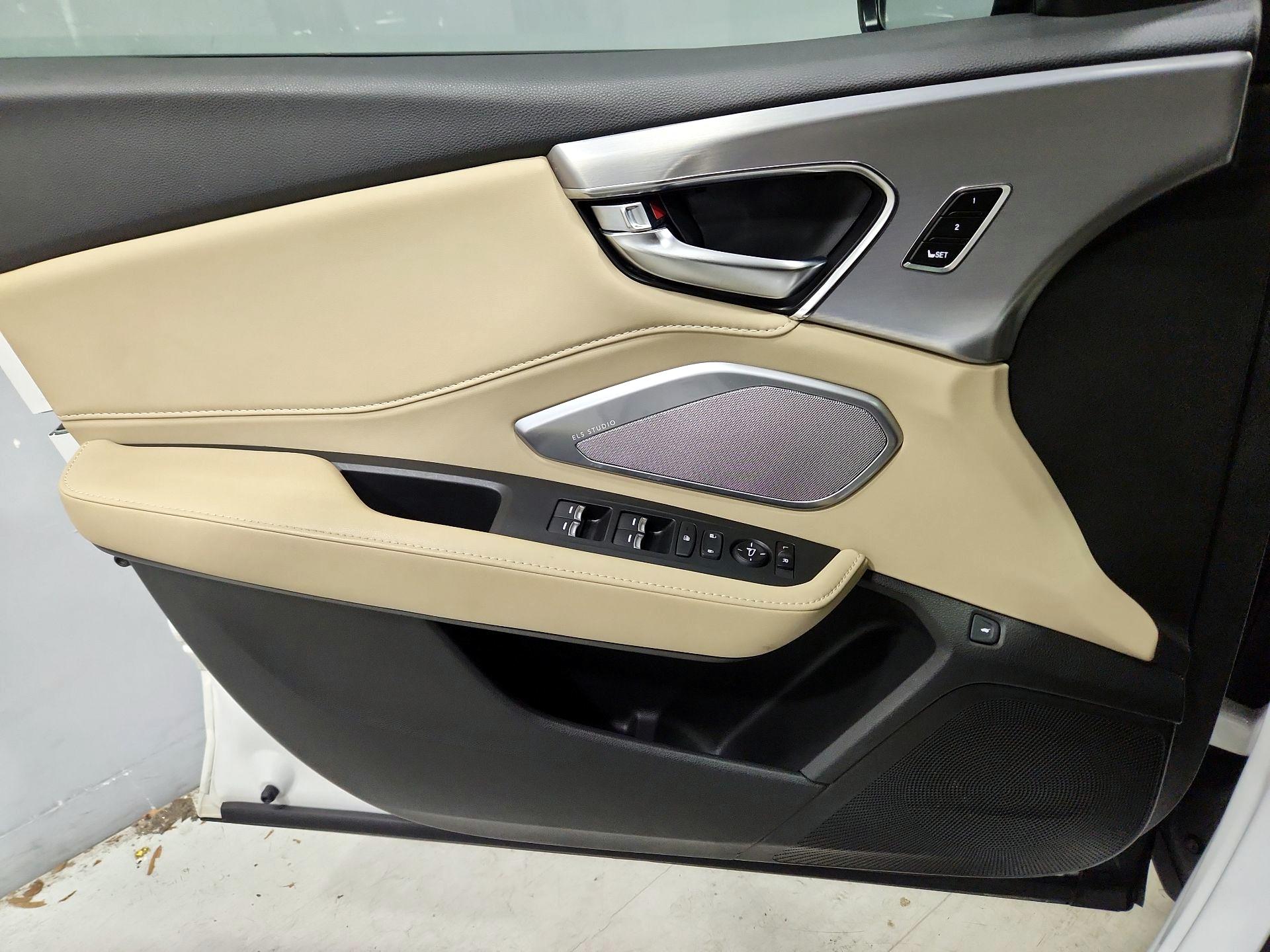 Thumbnail: 2023 Acura RDX - 12