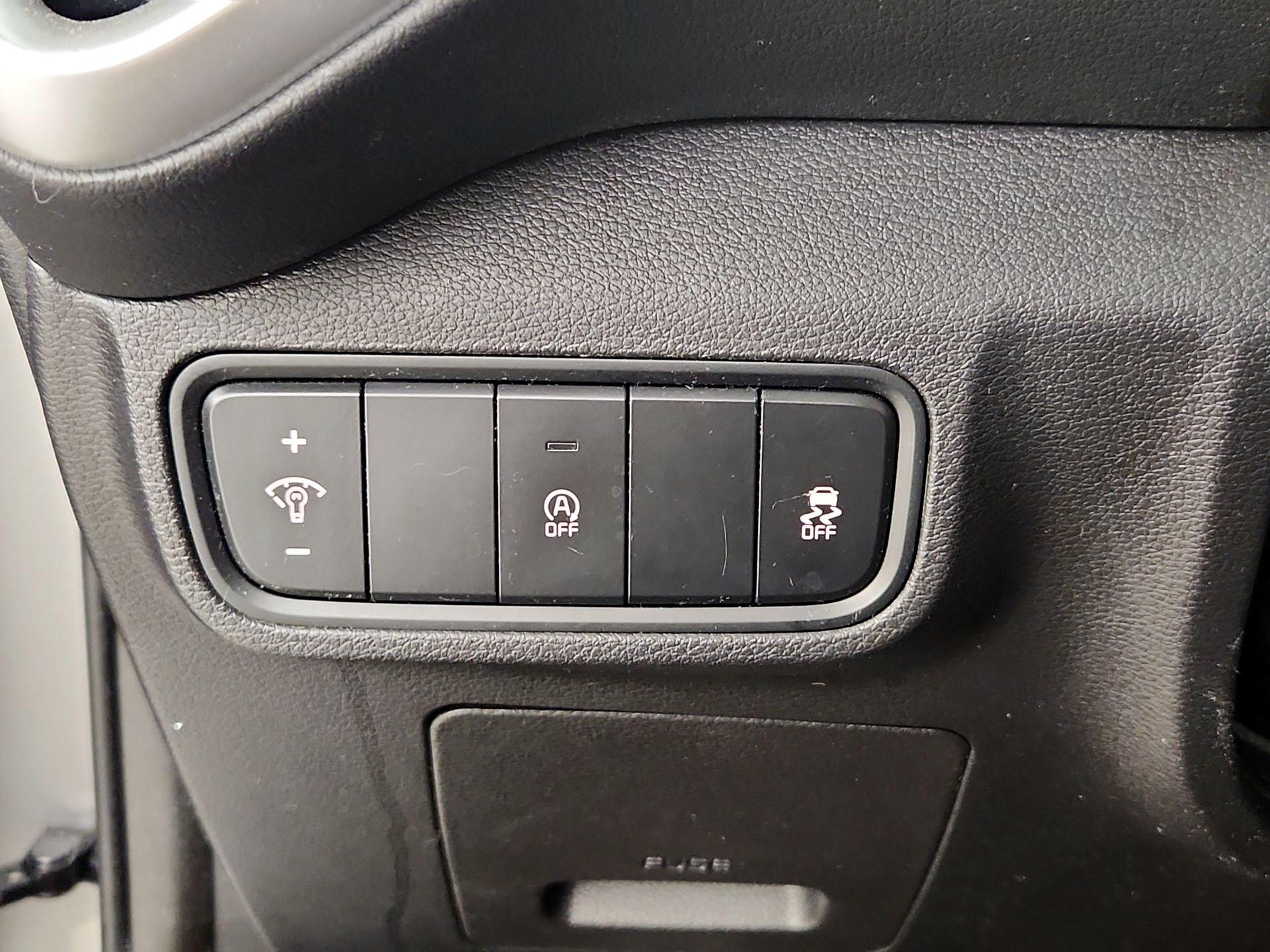 Thumbnail: 2022 Kia Soul - 13