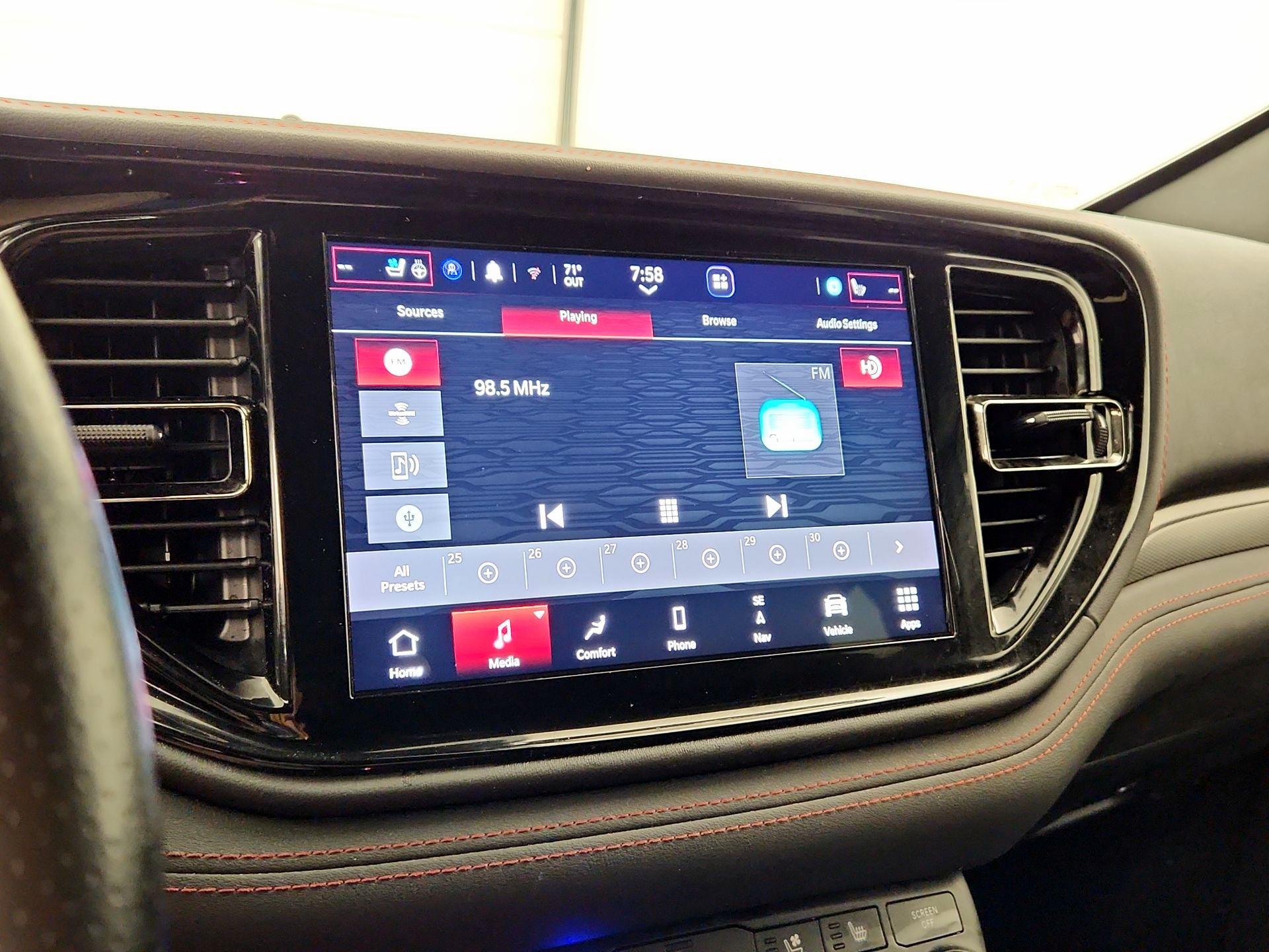 Thumbnail: 2023 Dodge Durango - 16