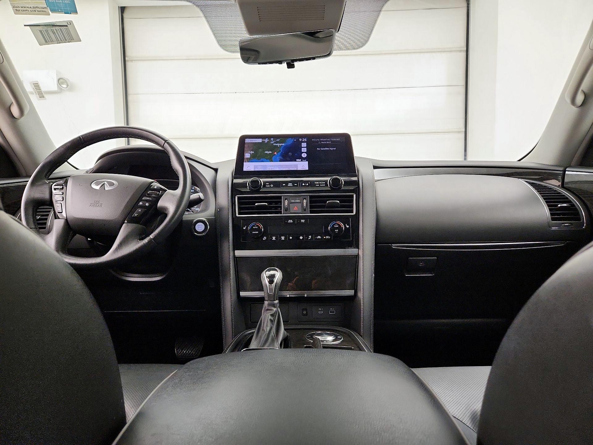 Thumbnail: 2023 INFINITI QX80 - 9