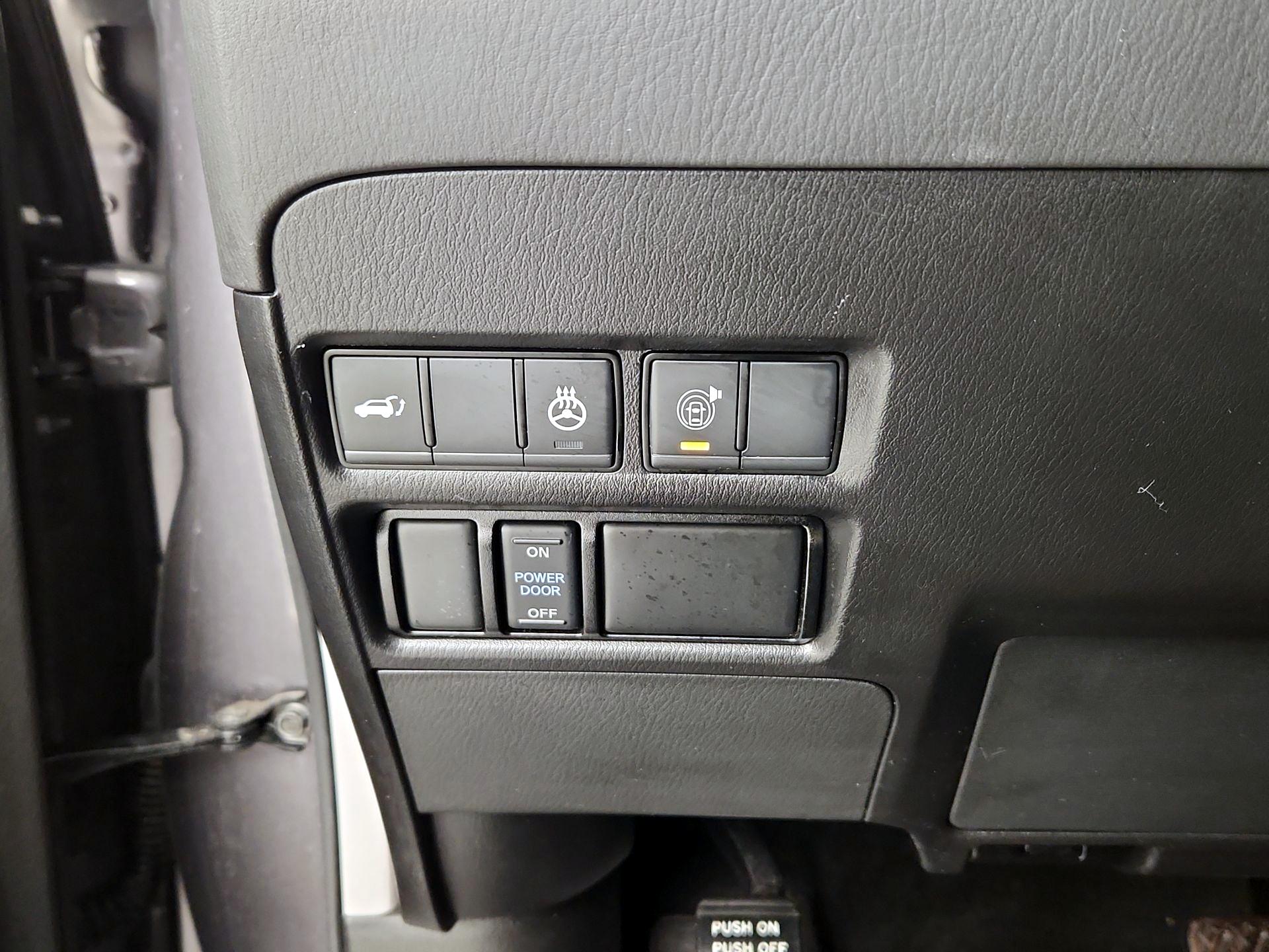 Thumbnail: 2023 INFINITI QX80 - 13