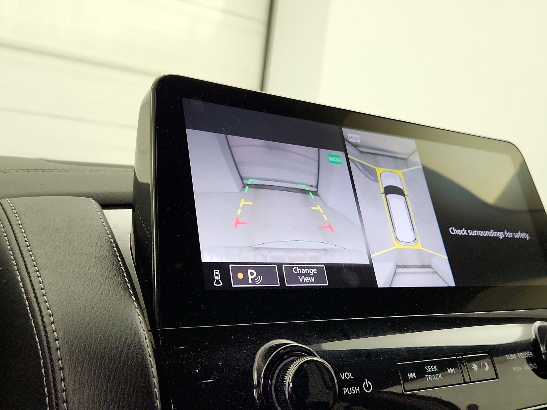 Thumbnail: 2023 INFINITI QX80 - 15