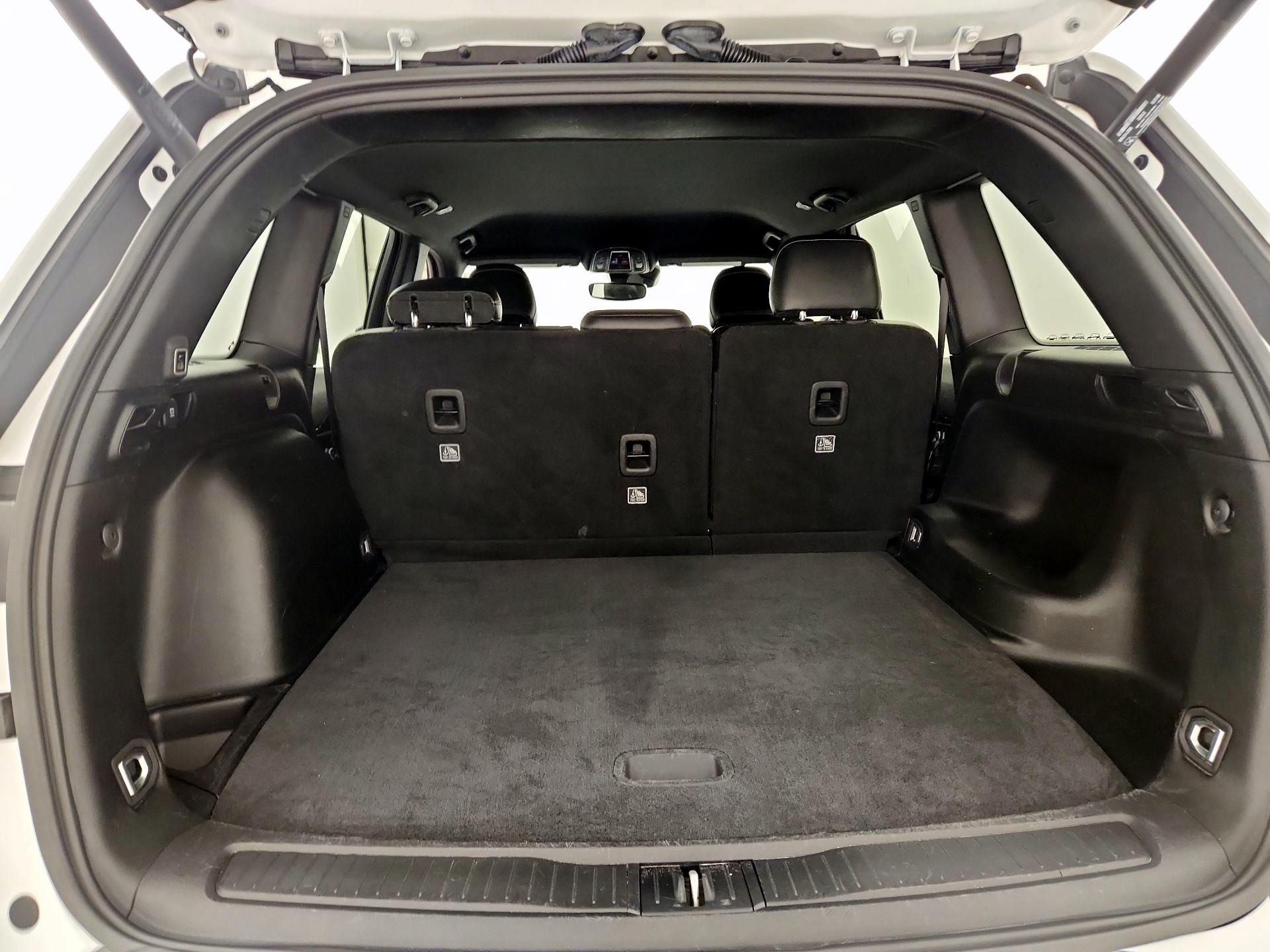 Thumbnail: 2023 Jeep Grand Cherokee - 20