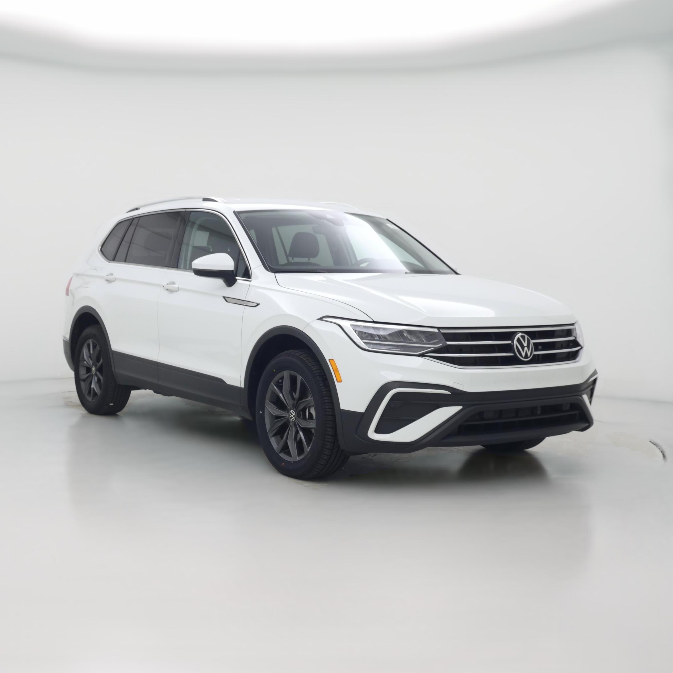 Thumbnail: 2022 Volkswagen Tiguan - 1