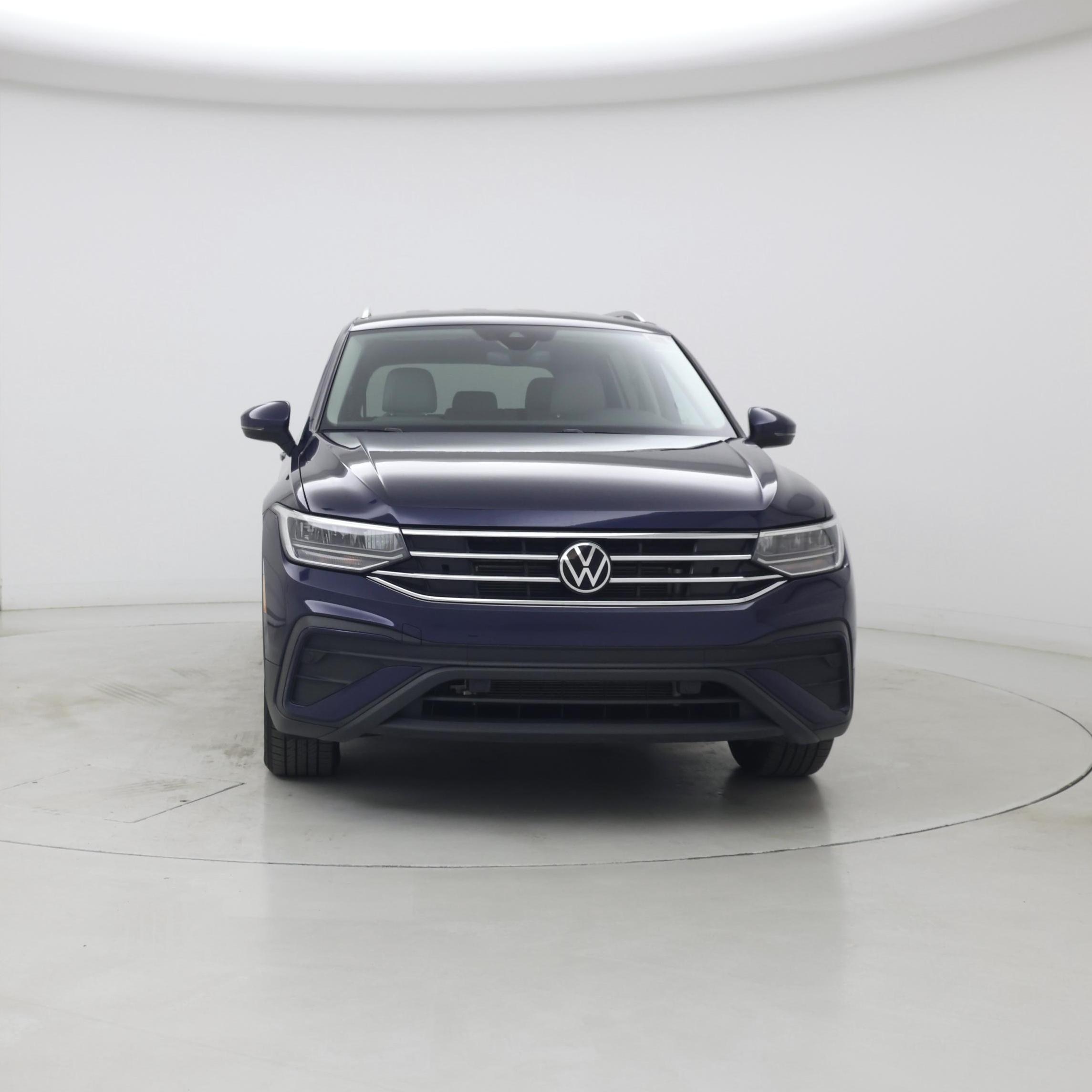 Thumbnail: 2023 Volkswagen Tiguan - 5