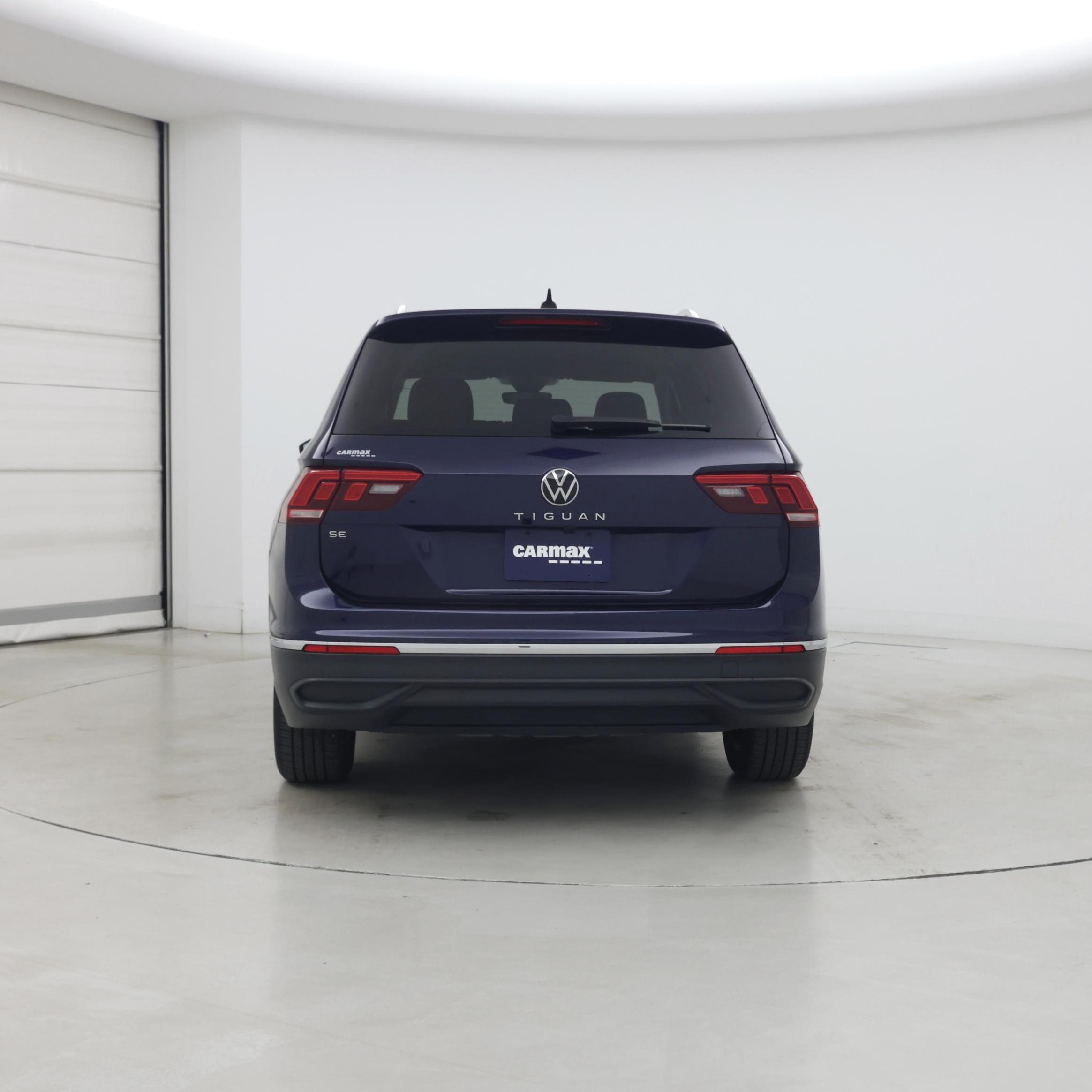 Thumbnail: 2023 Volkswagen Tiguan - 6