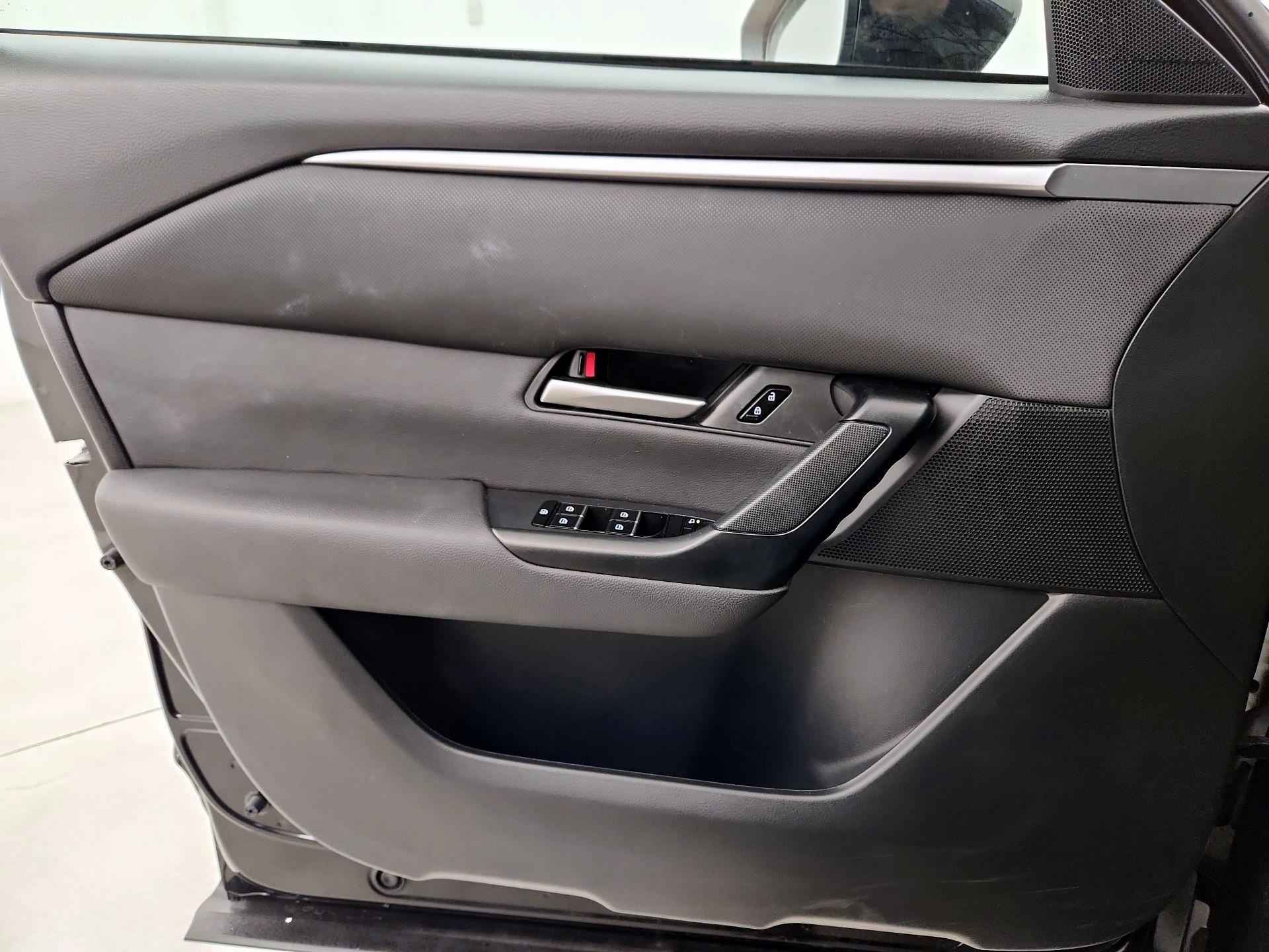 Thumbnail: 2025 Mazda CX-50 - 12