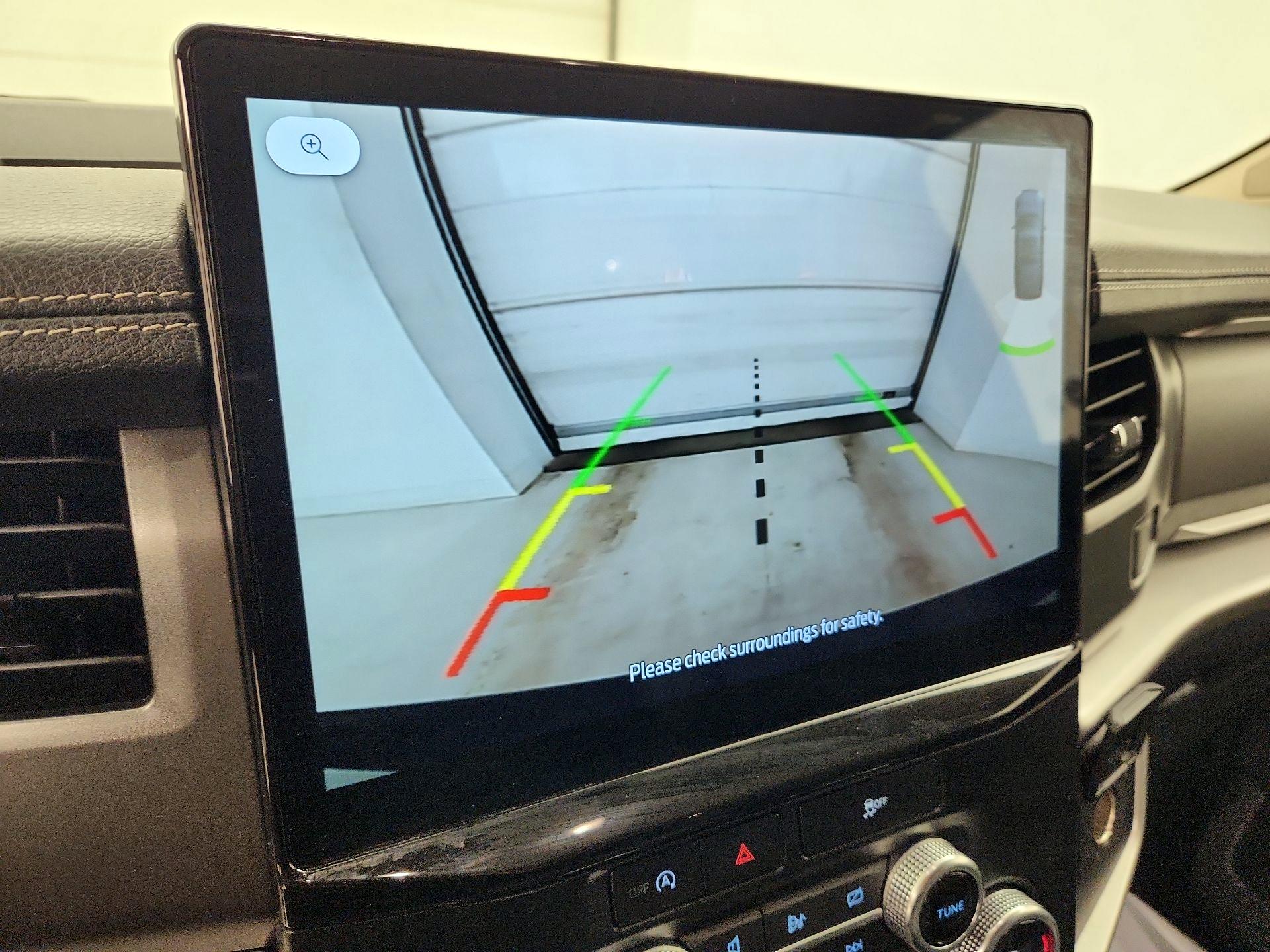 Thumbnail: 2024 Ford Expedition - 15