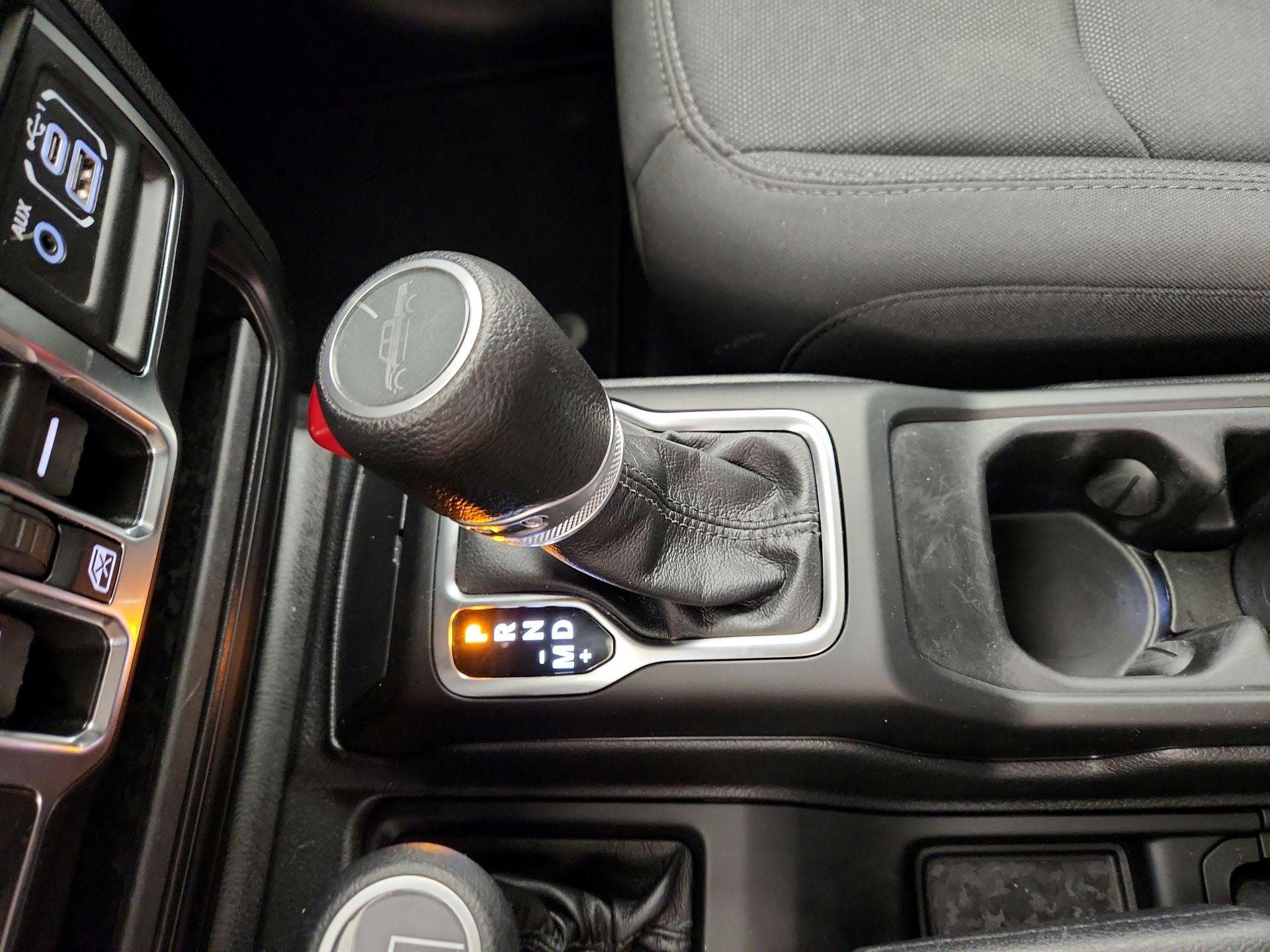 Thumbnail: 2022 Jeep Gladiator - 17