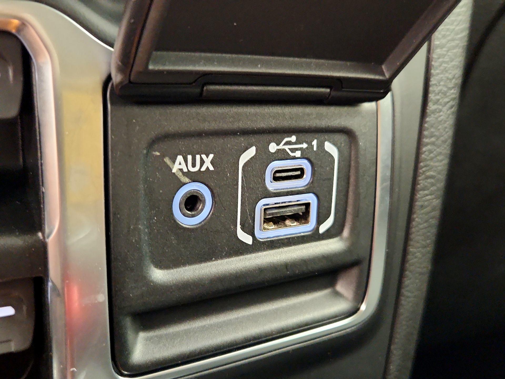 Thumbnail: 2022 Jeep Gladiator - 18