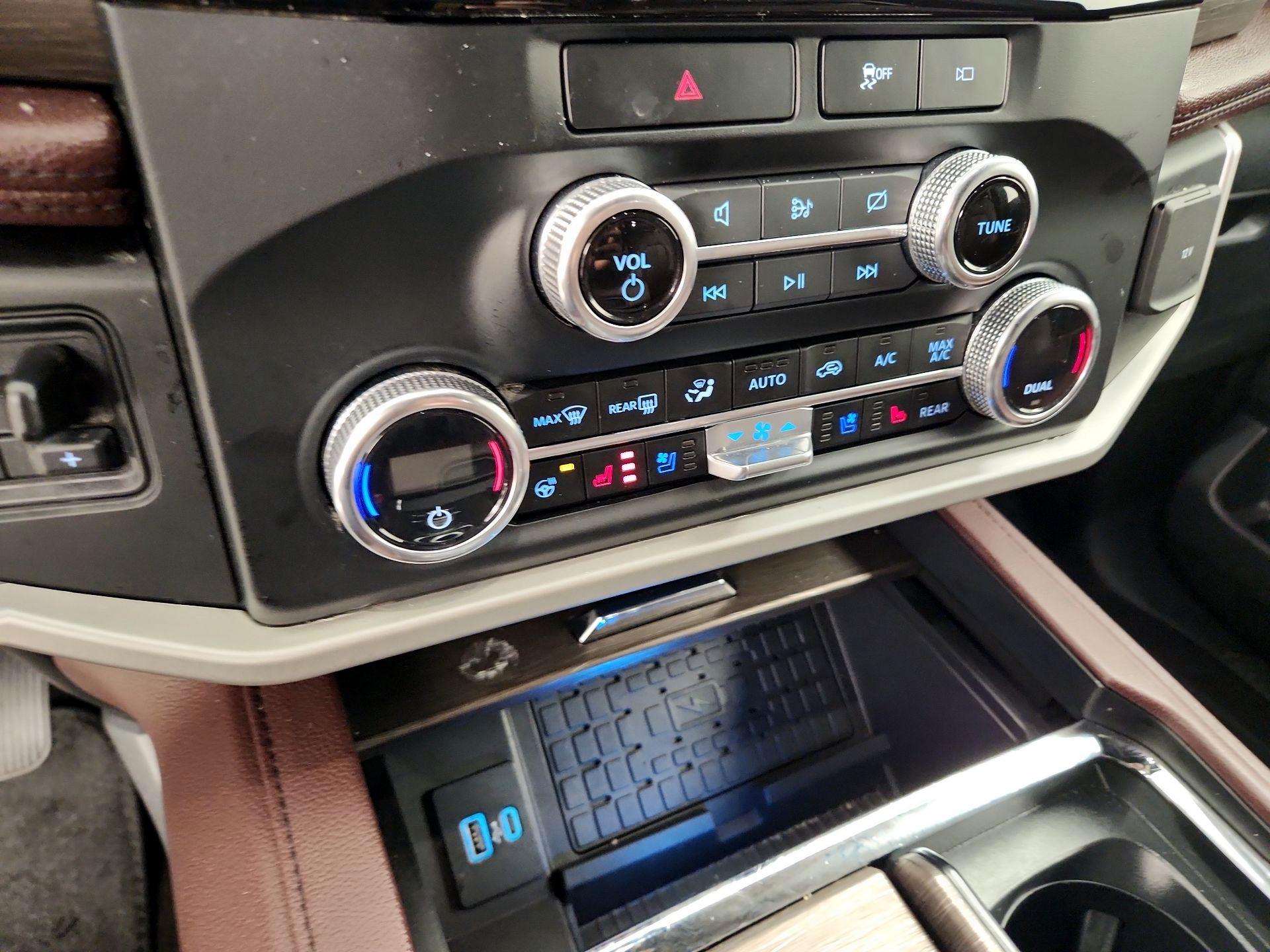 Thumbnail: 2023 Ford Expedition MAX - 18