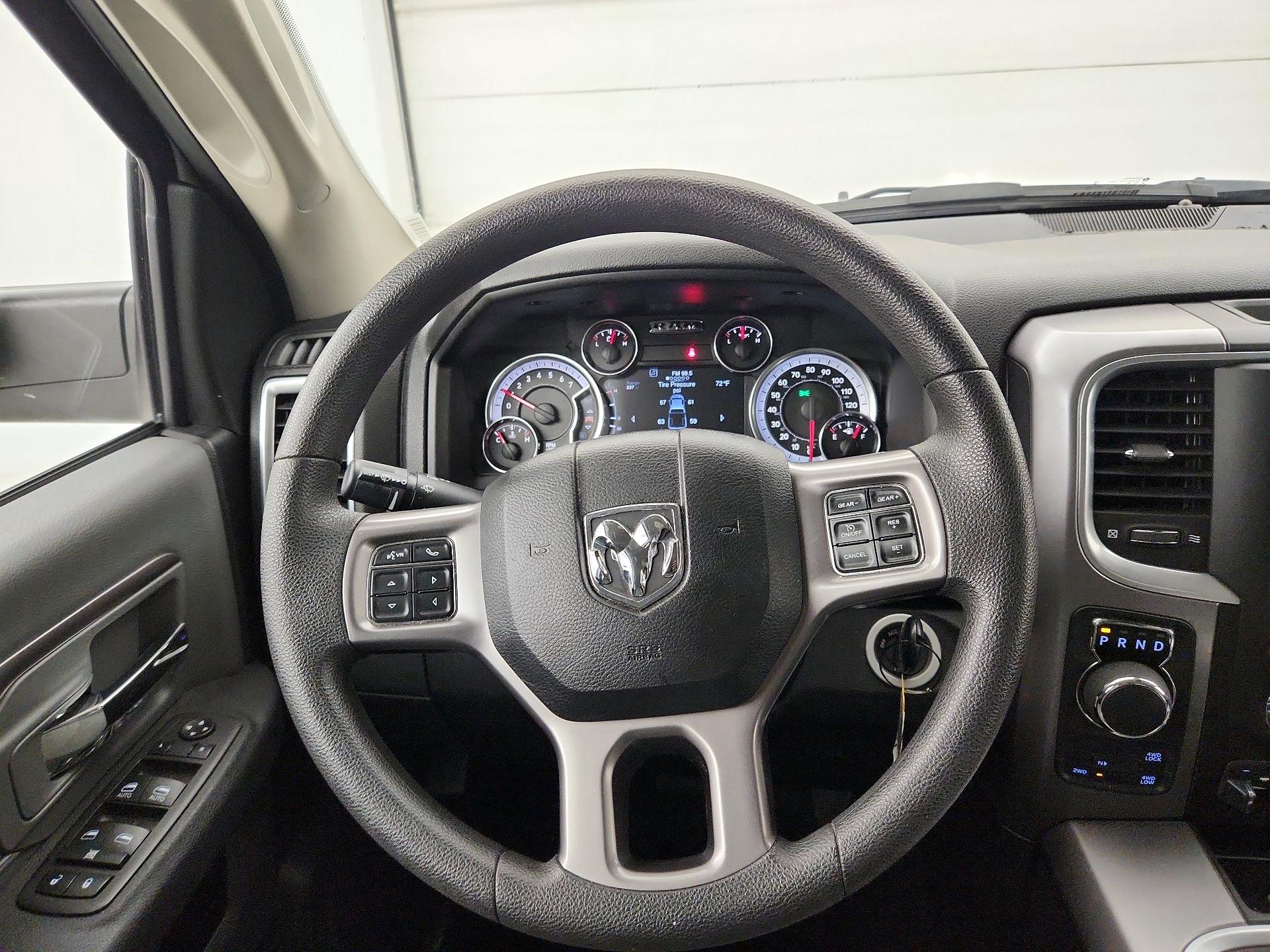 Thumbnail: 2023 RAM 1500 Classic - 10