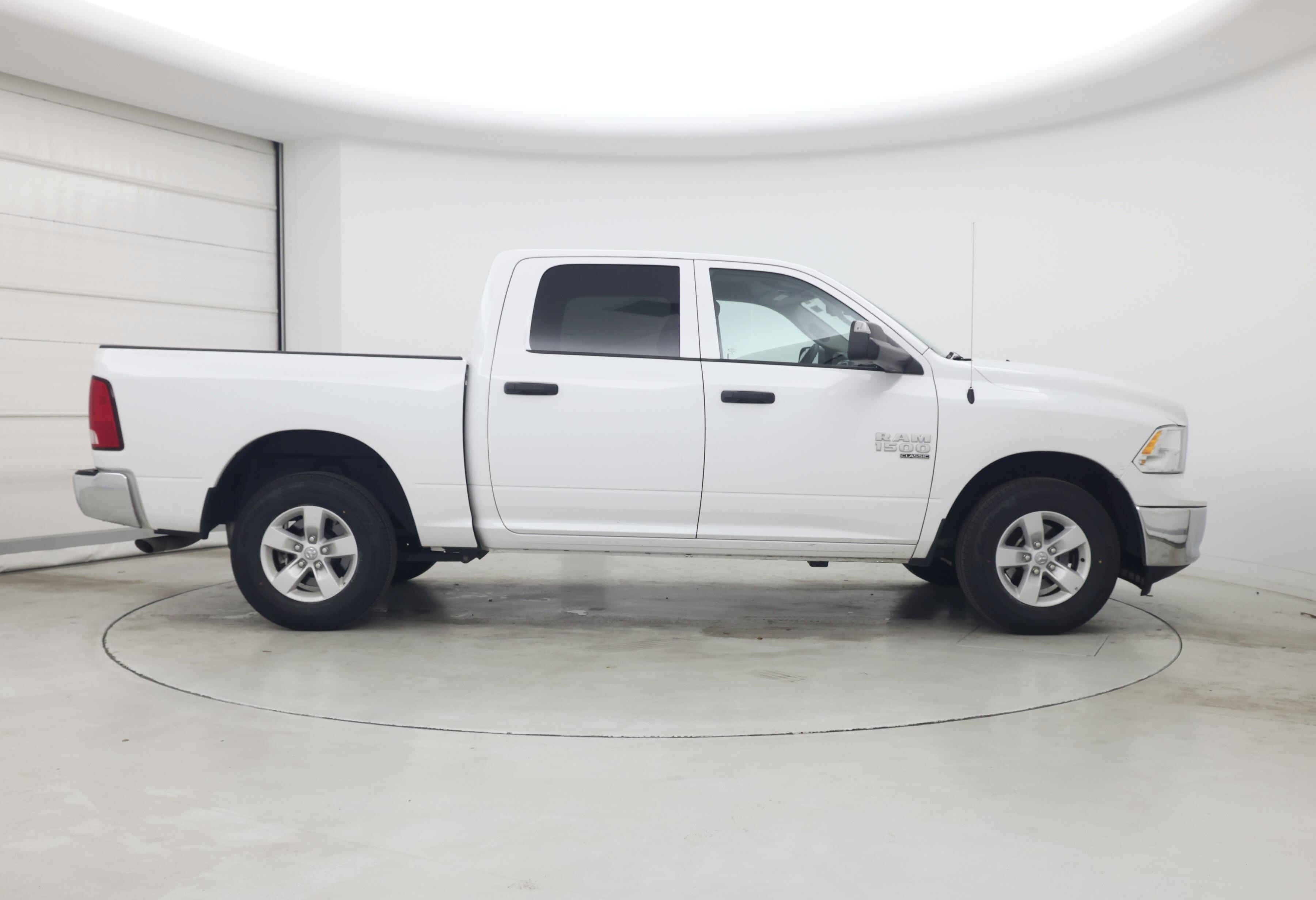 Thumbnail: 2023 RAM 1500 Classic - 7