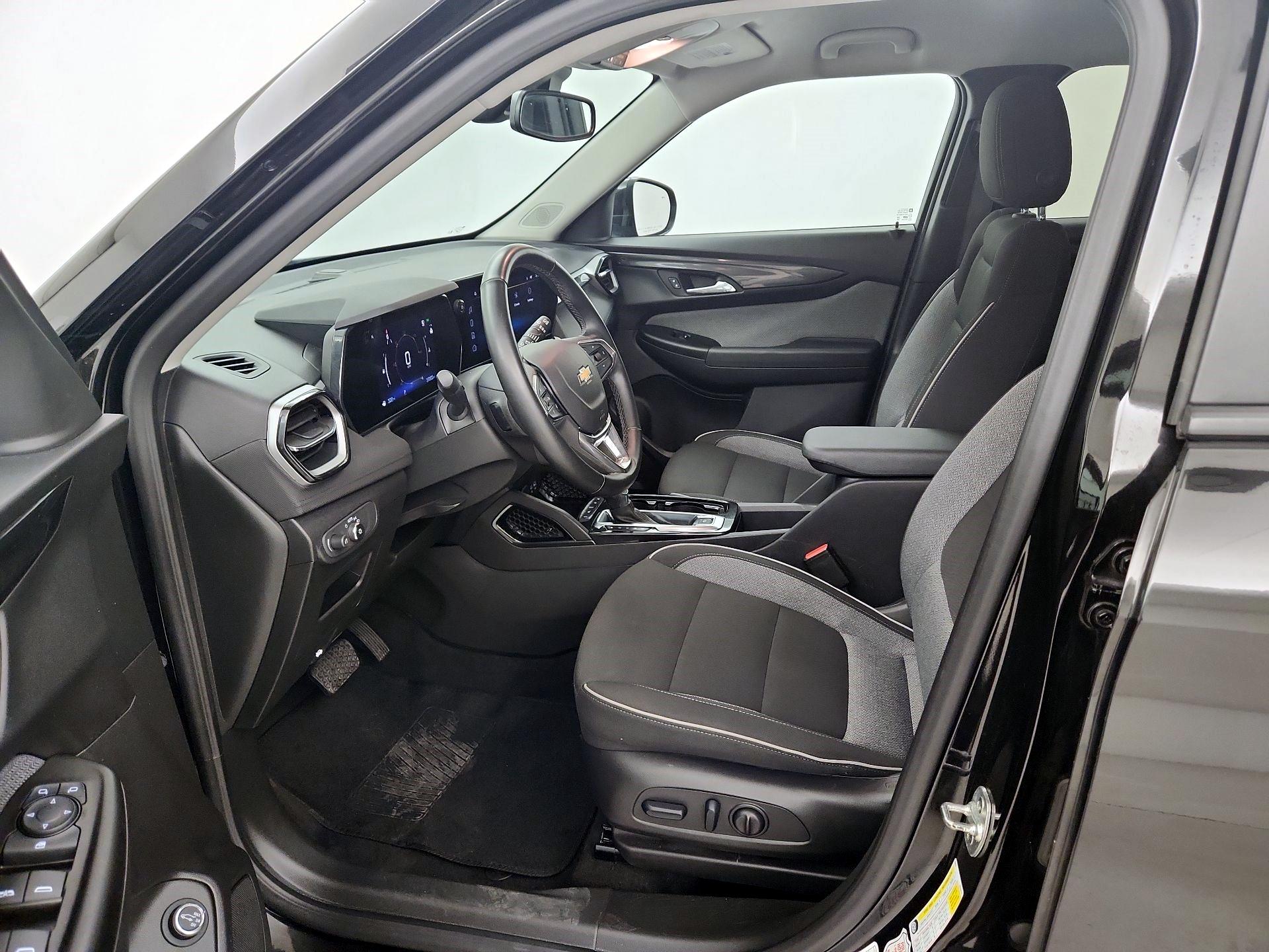 Thumbnail: 2024 Chevrolet TrailBlazer - 9