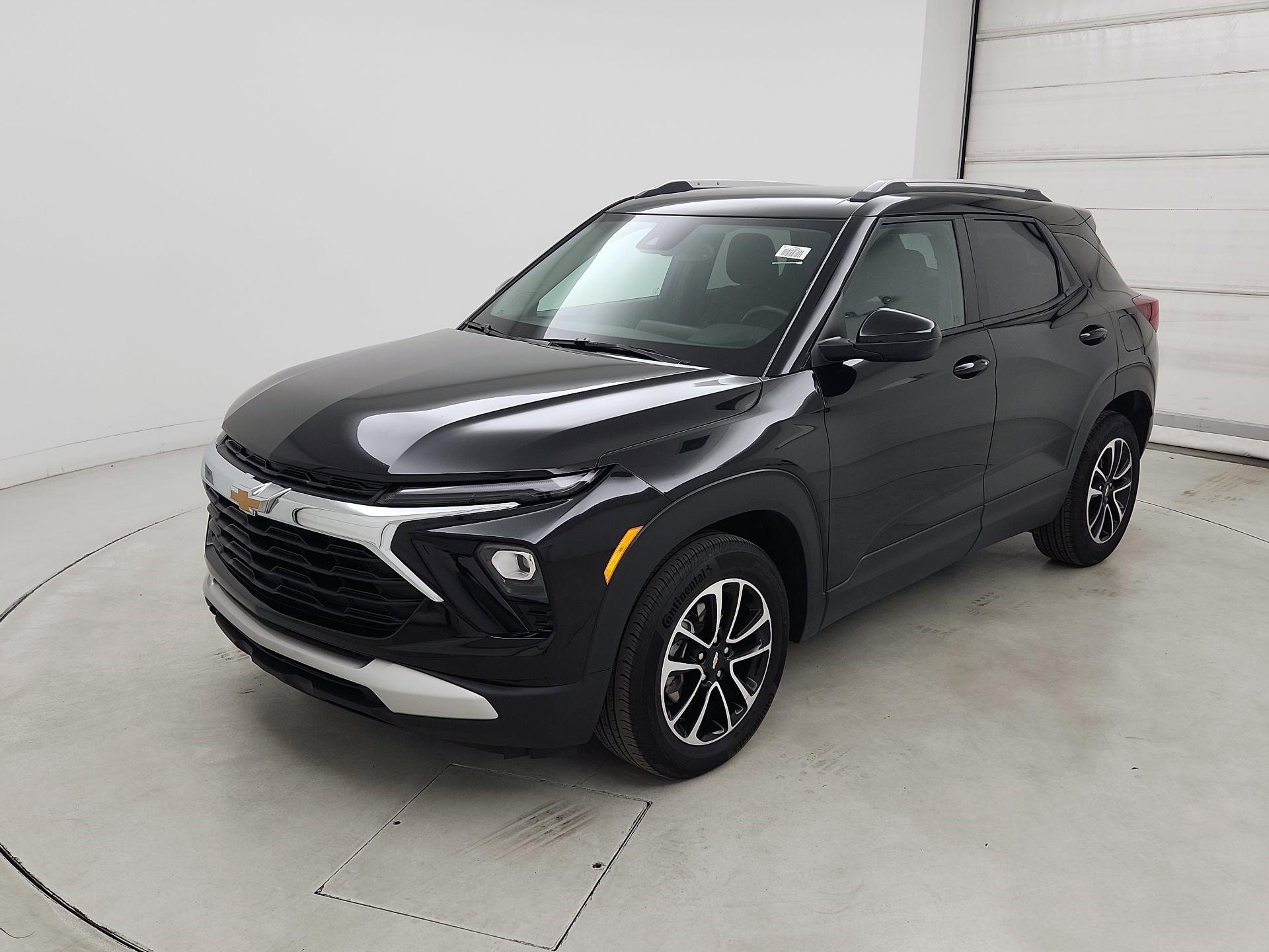 Thumbnail: 2024 Chevrolet TrailBlazer - 3