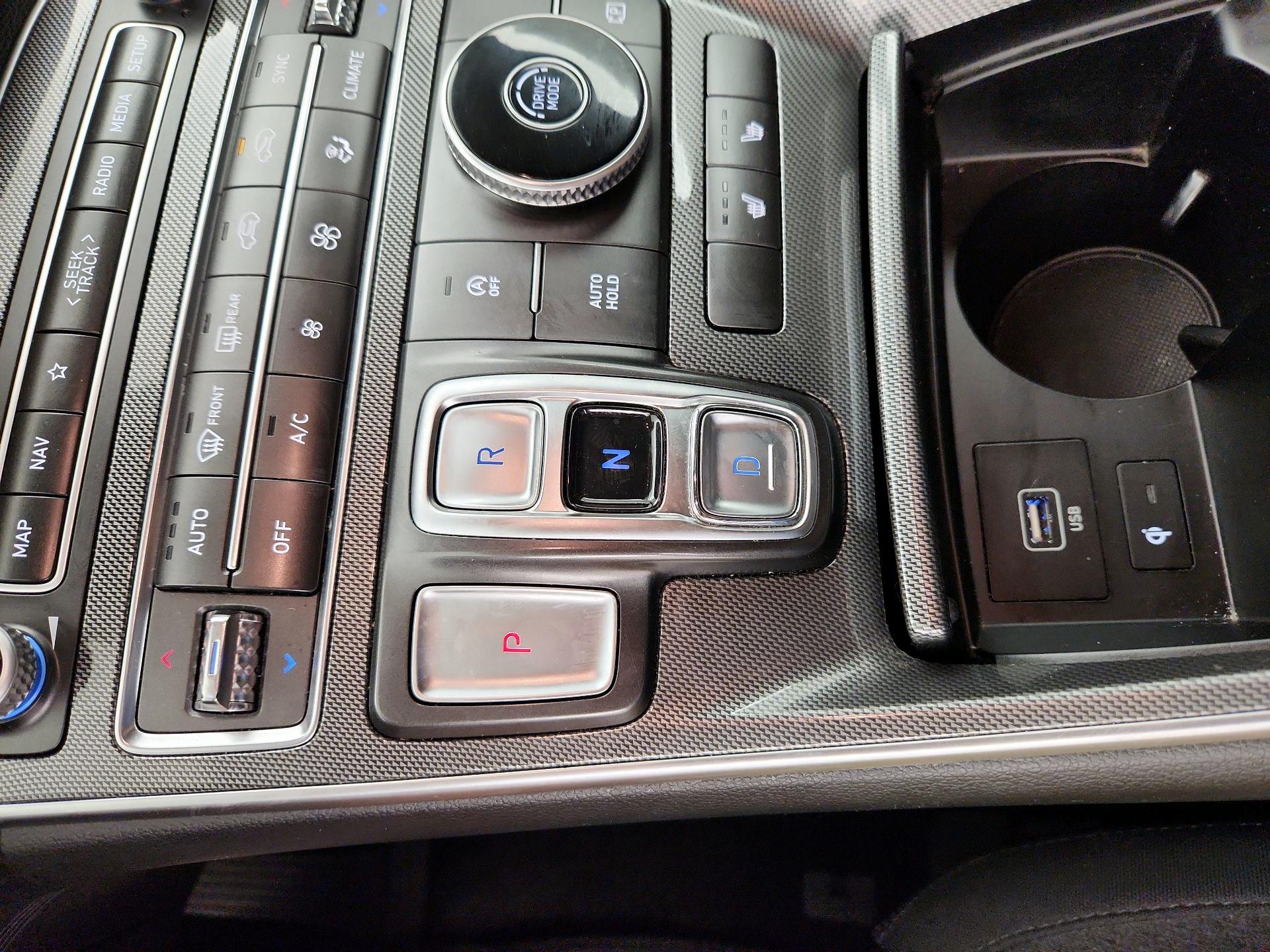 Thumbnail: 2023 Hyundai Santa Fe - 18