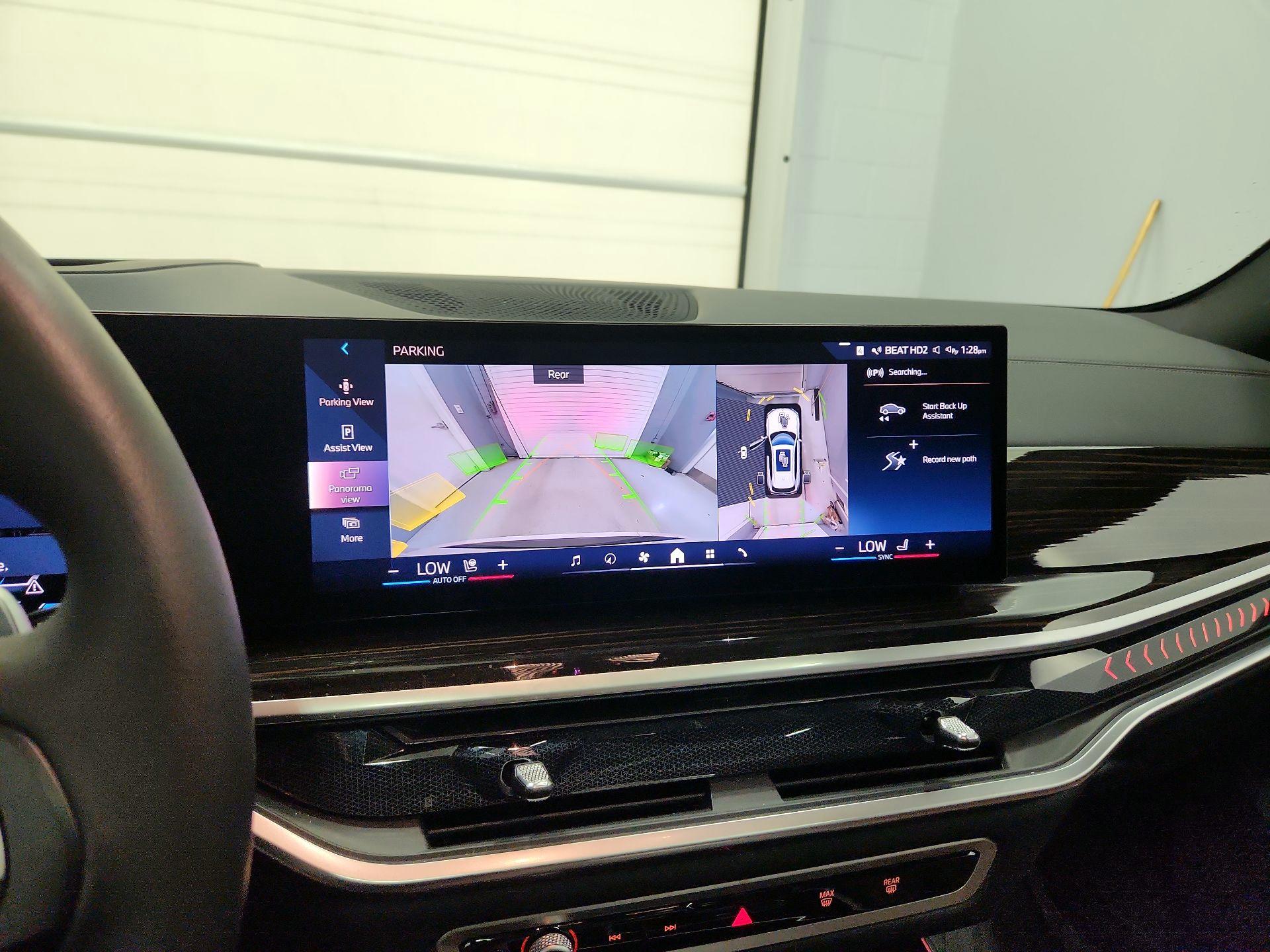 Thumbnail: 2024 BMW X5 - 15