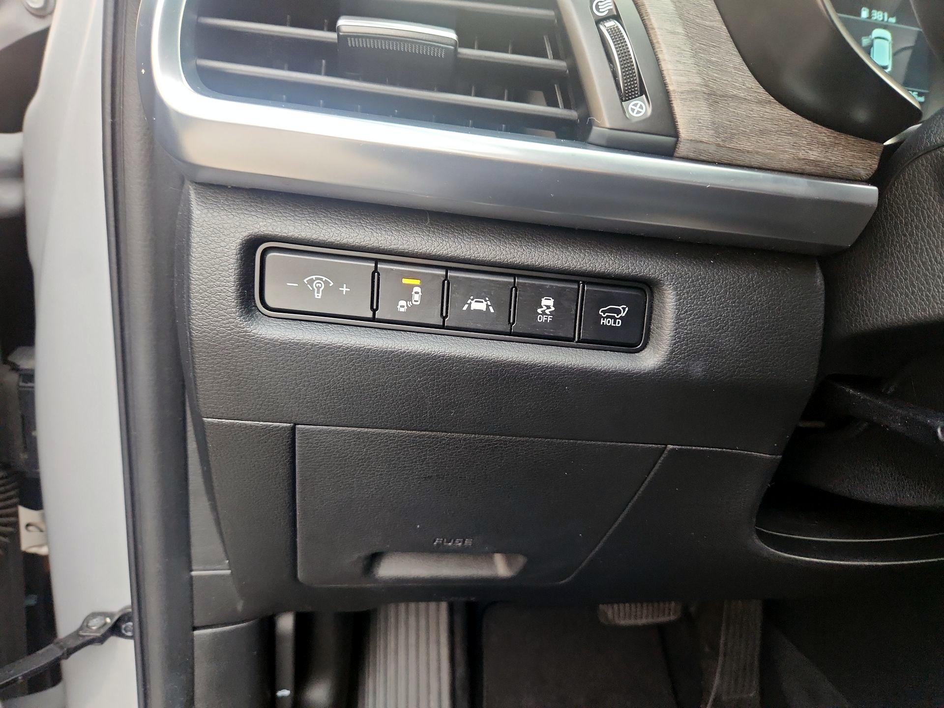 Thumbnail: 2021 Kia Telluride - 13