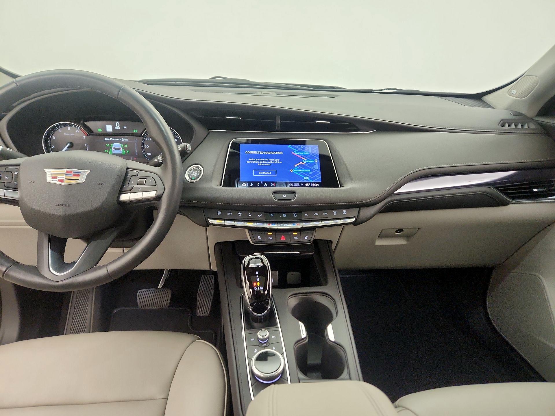 Thumbnail: 2023 Cadillac XT4 - 9