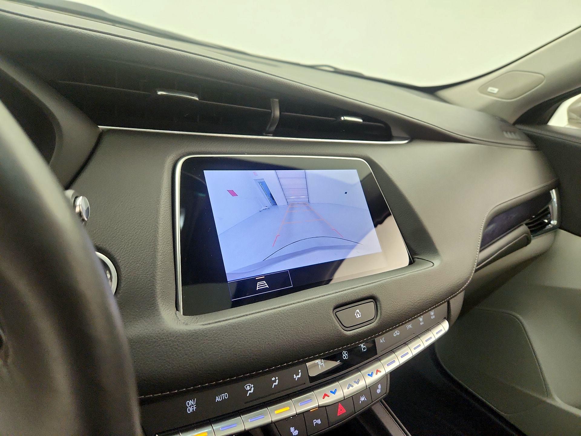 Thumbnail: 2023 Cadillac XT4 - 15