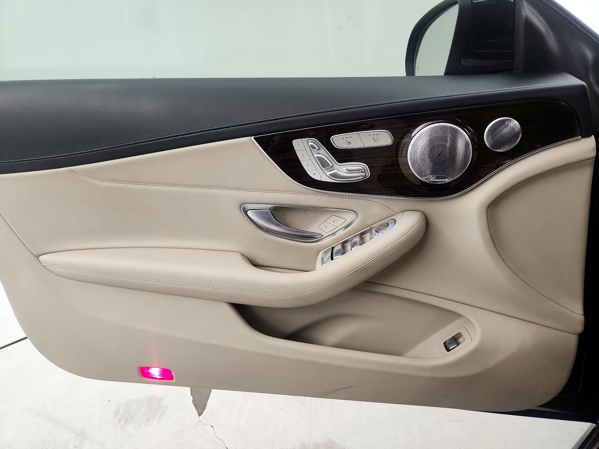 Thumbnail: 2017 Mercedes-Benz C-Class - 12