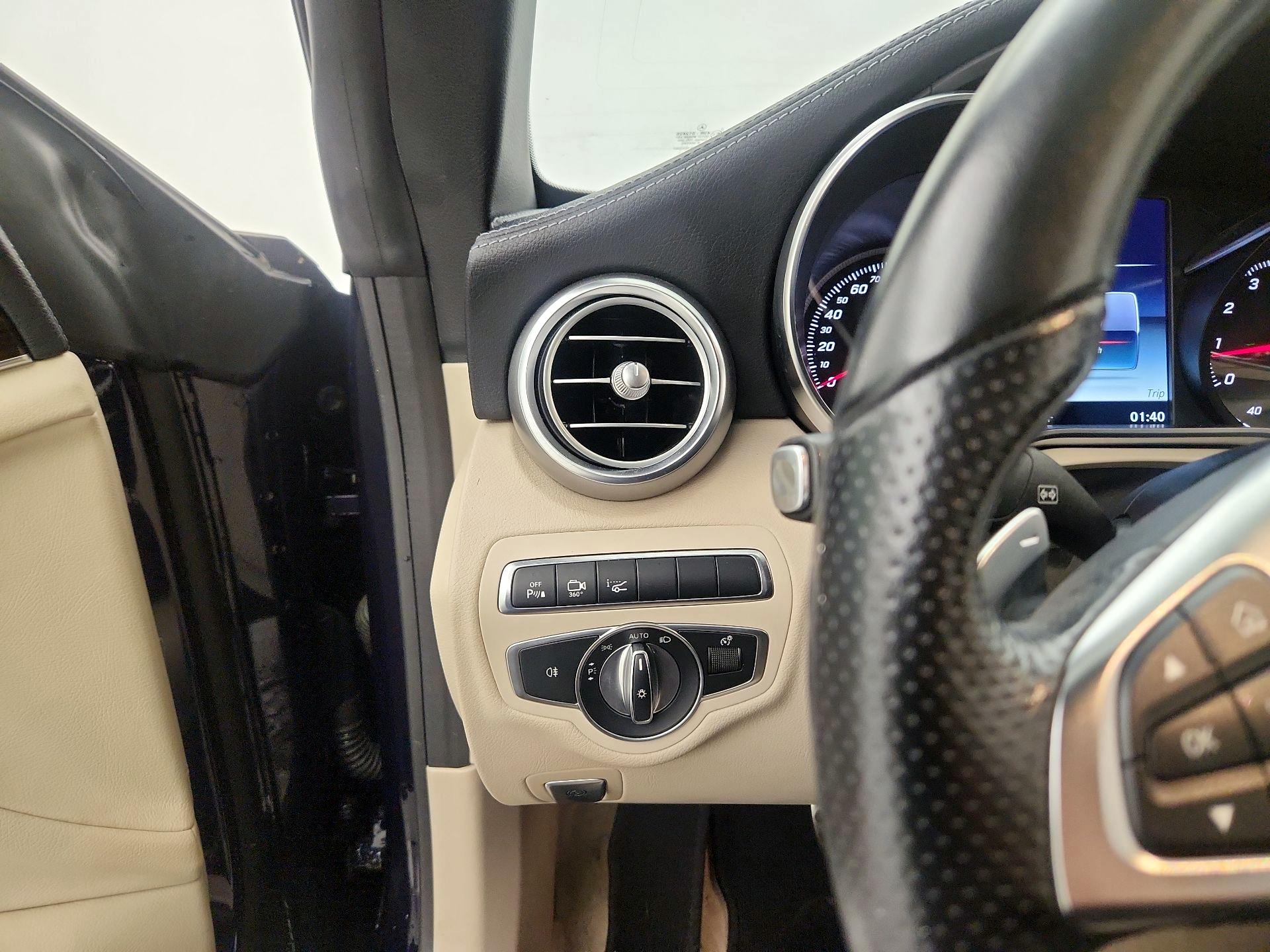 Thumbnail: 2017 Mercedes-Benz C-Class - 13