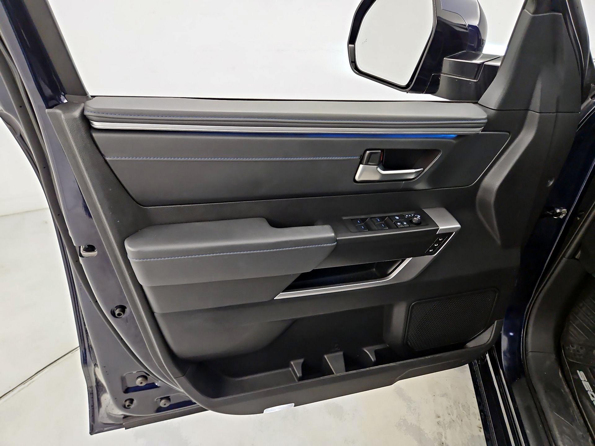 Thumbnail: 2023 Toyota Sequoia - 12