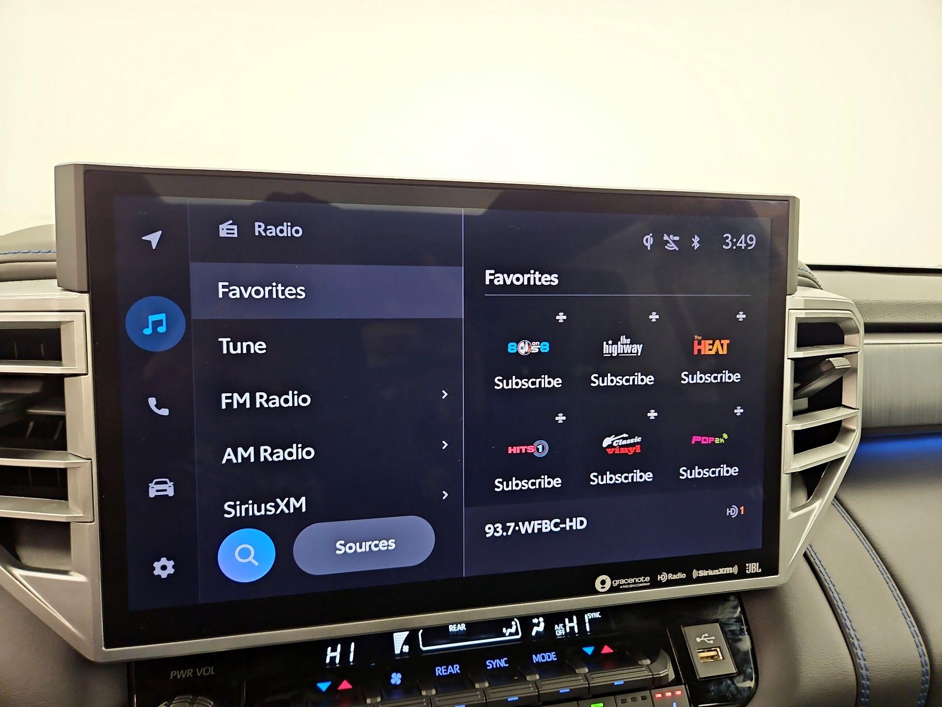 Thumbnail: 2023 Toyota Sequoia - 15