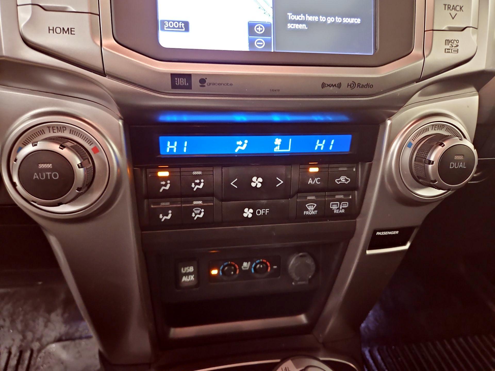 Thumbnail: 2019 Toyota 4Runner - 17