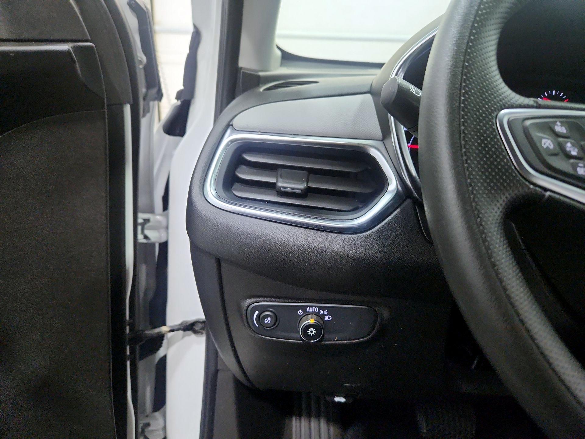 Thumbnail: 2024 Chevrolet Equinox - 13