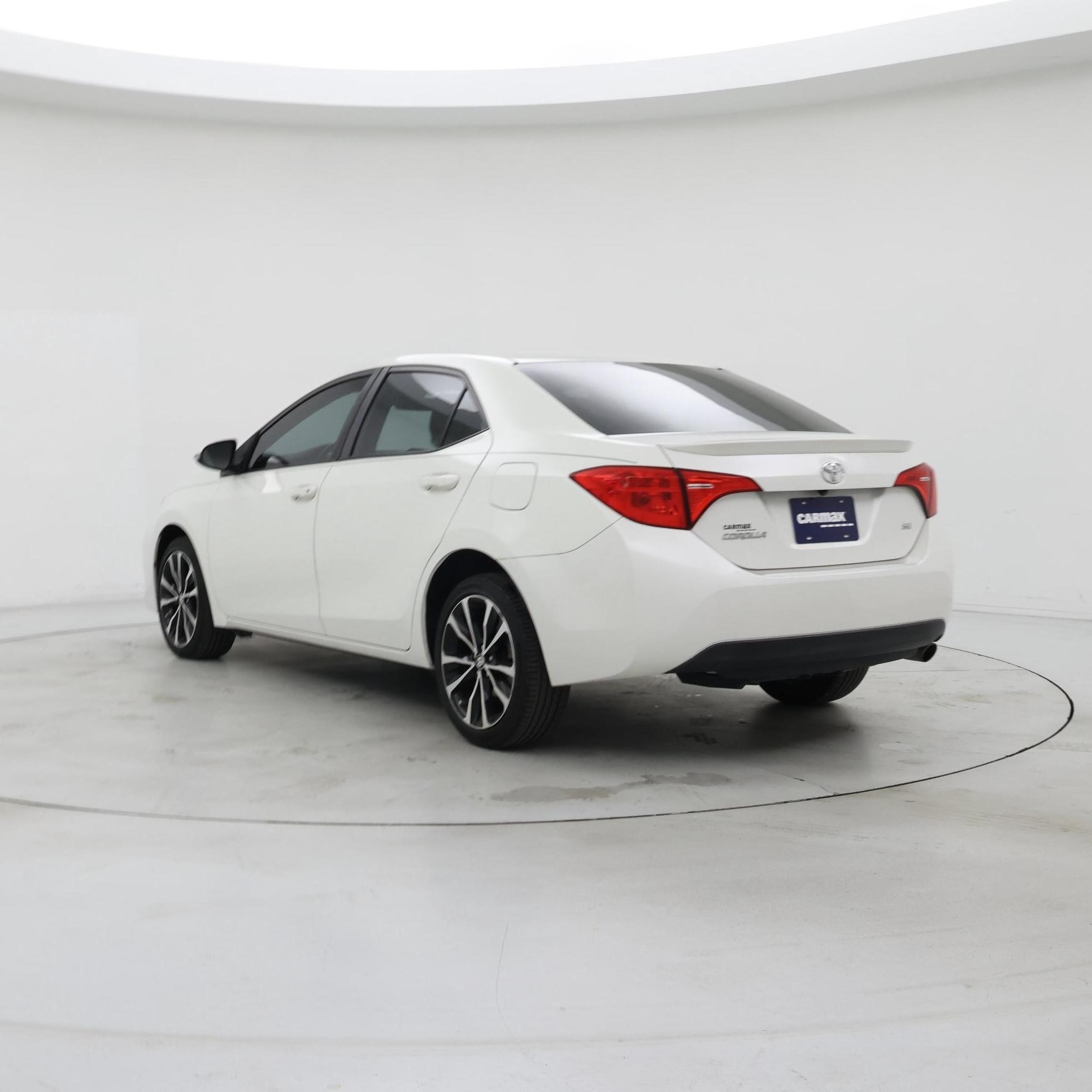 Thumbnail: 2017 Toyota Corolla - 2