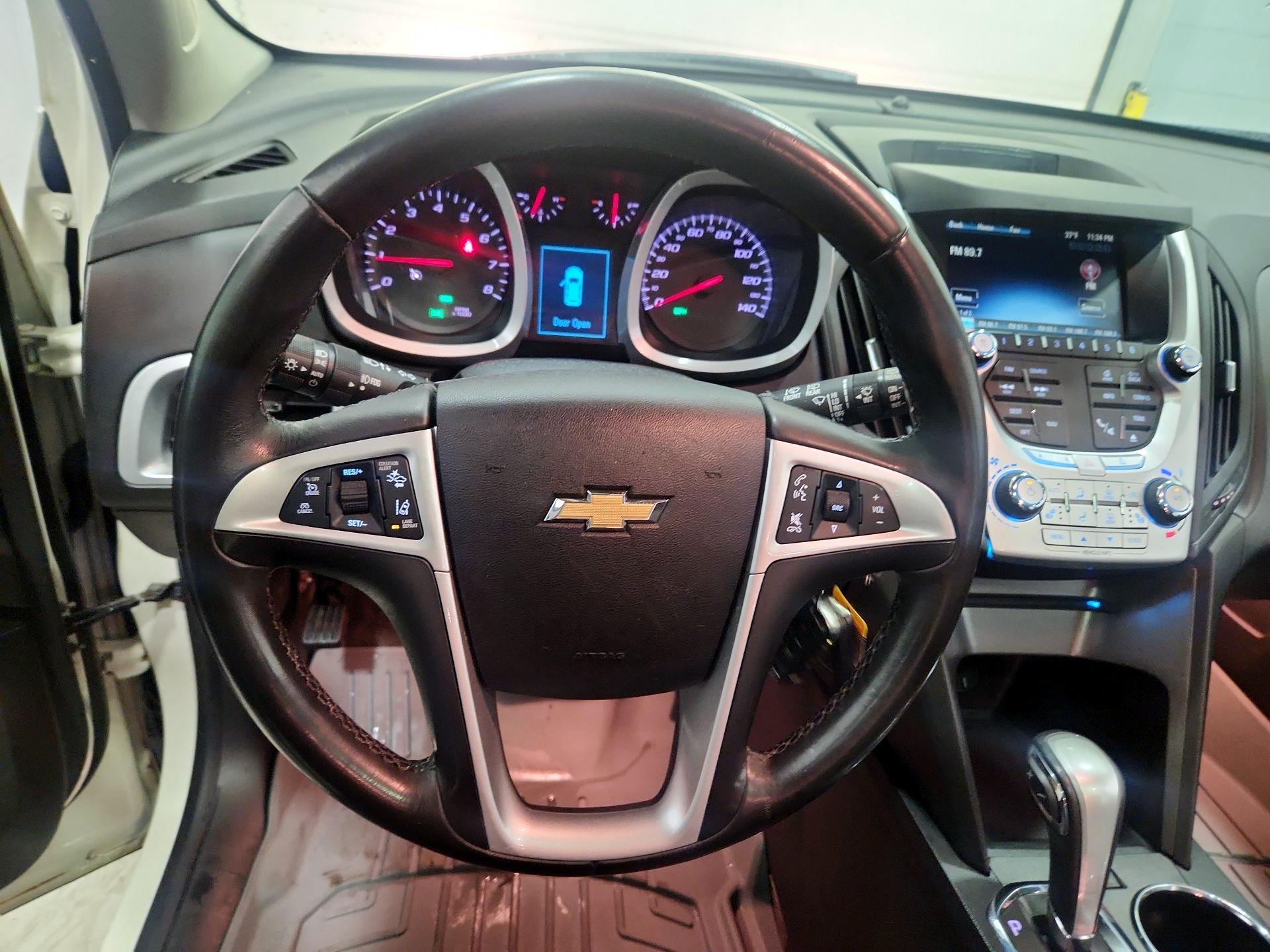 Thumbnail: 2015 Chevrolet Equinox - 10