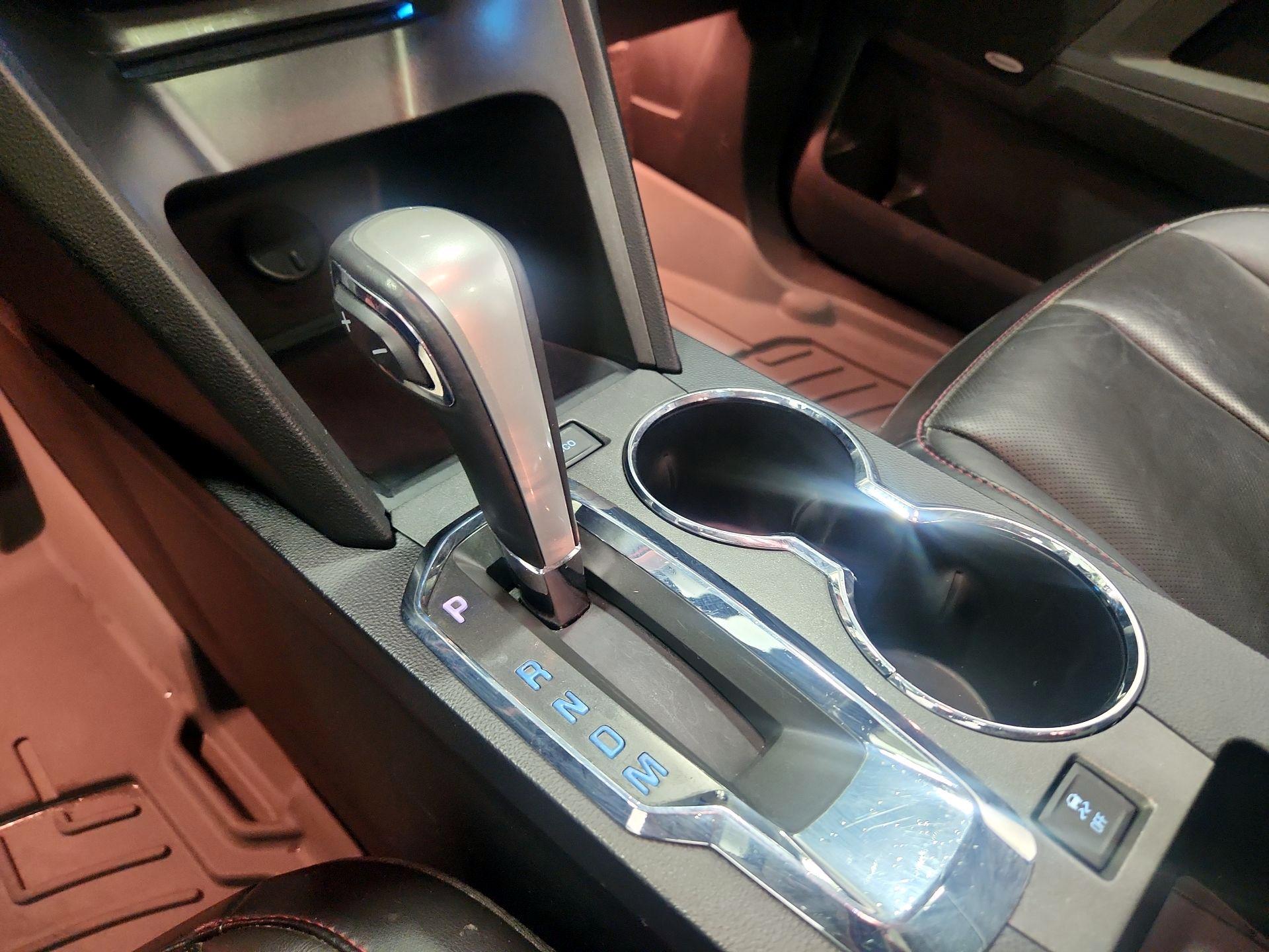 Thumbnail: 2015 Chevrolet Equinox - 16