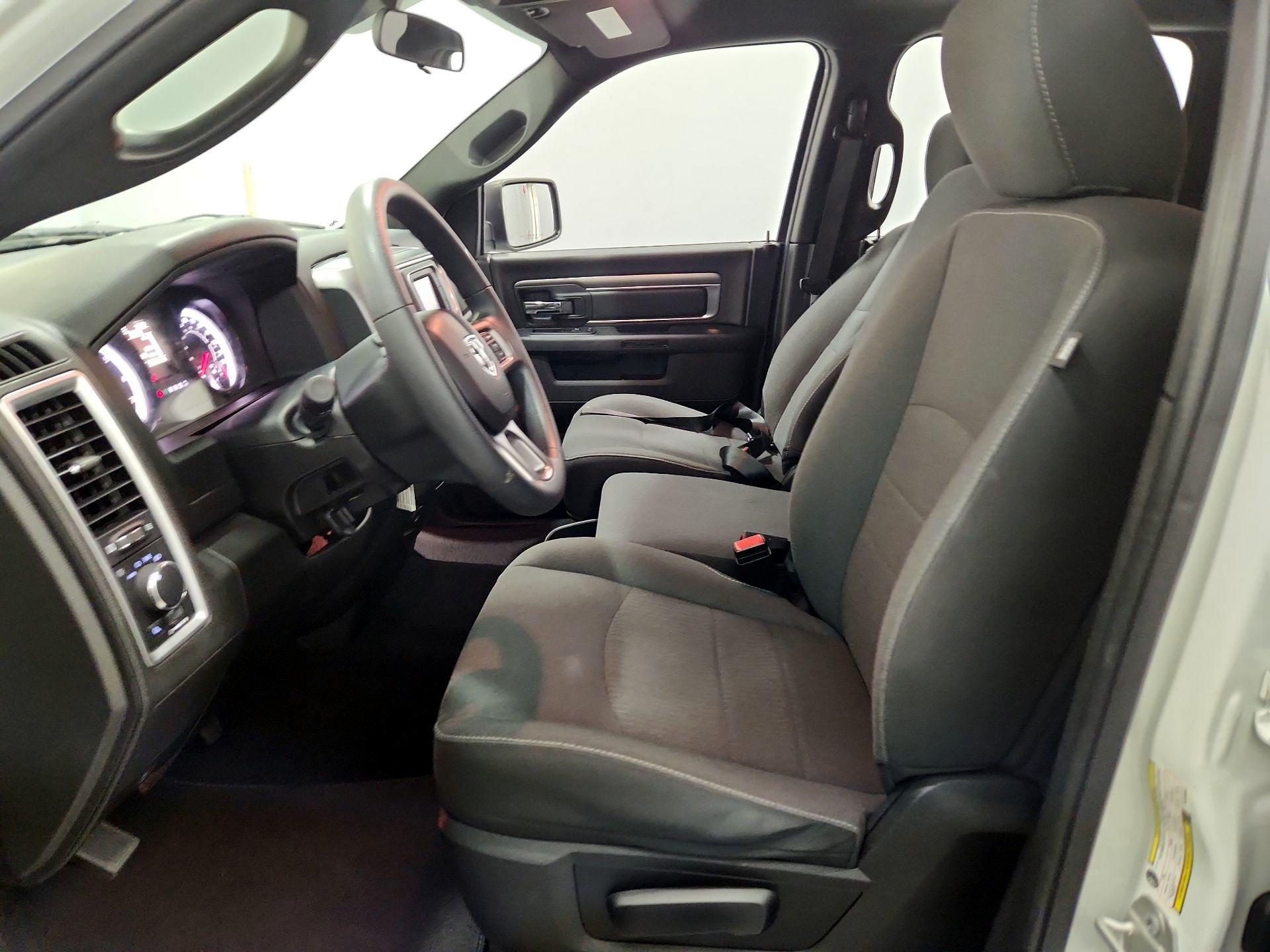 Thumbnail: 2024 RAM 1500 Classic - 11