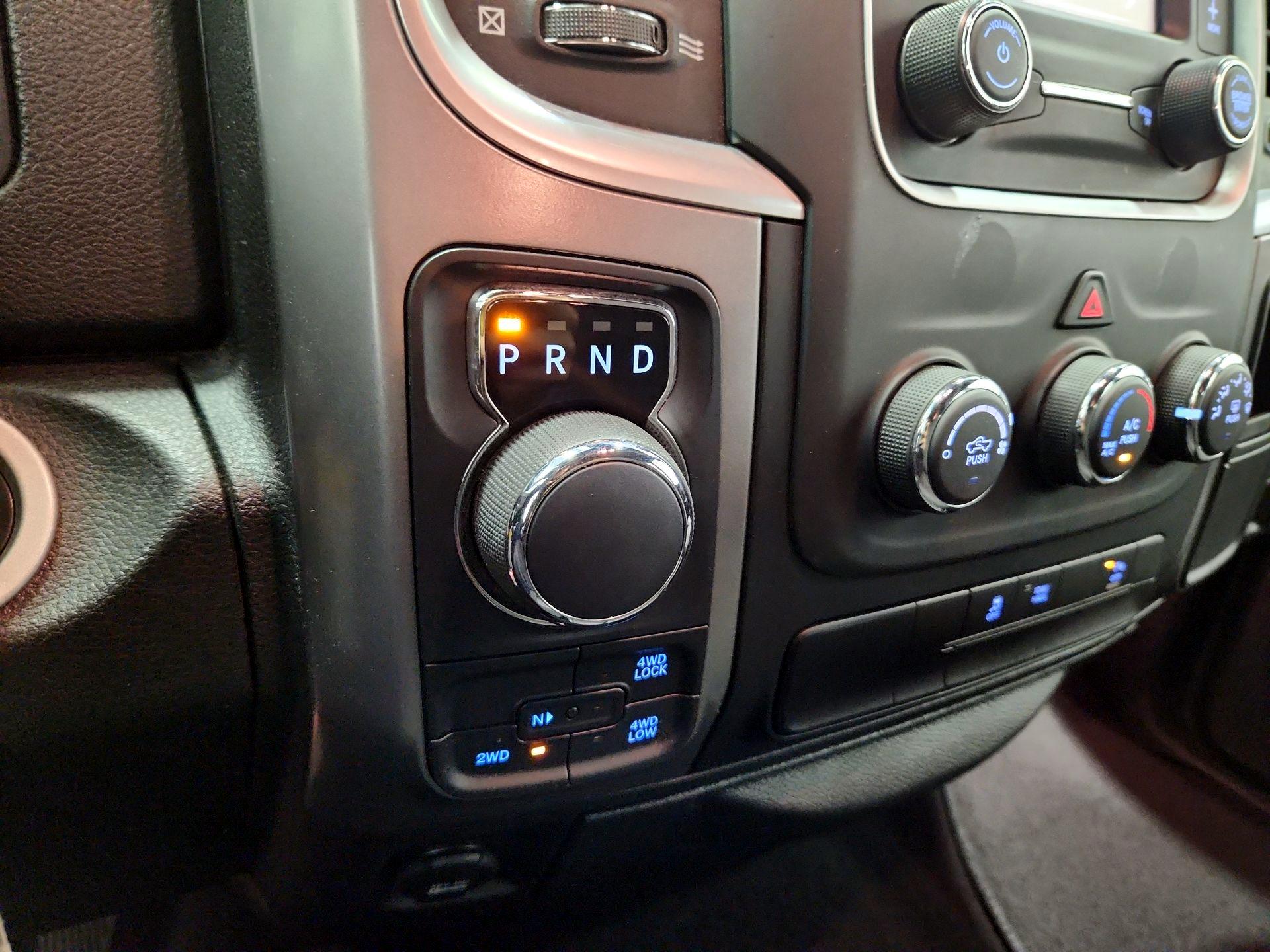 Thumbnail: 2024 RAM 1500 Classic - 17