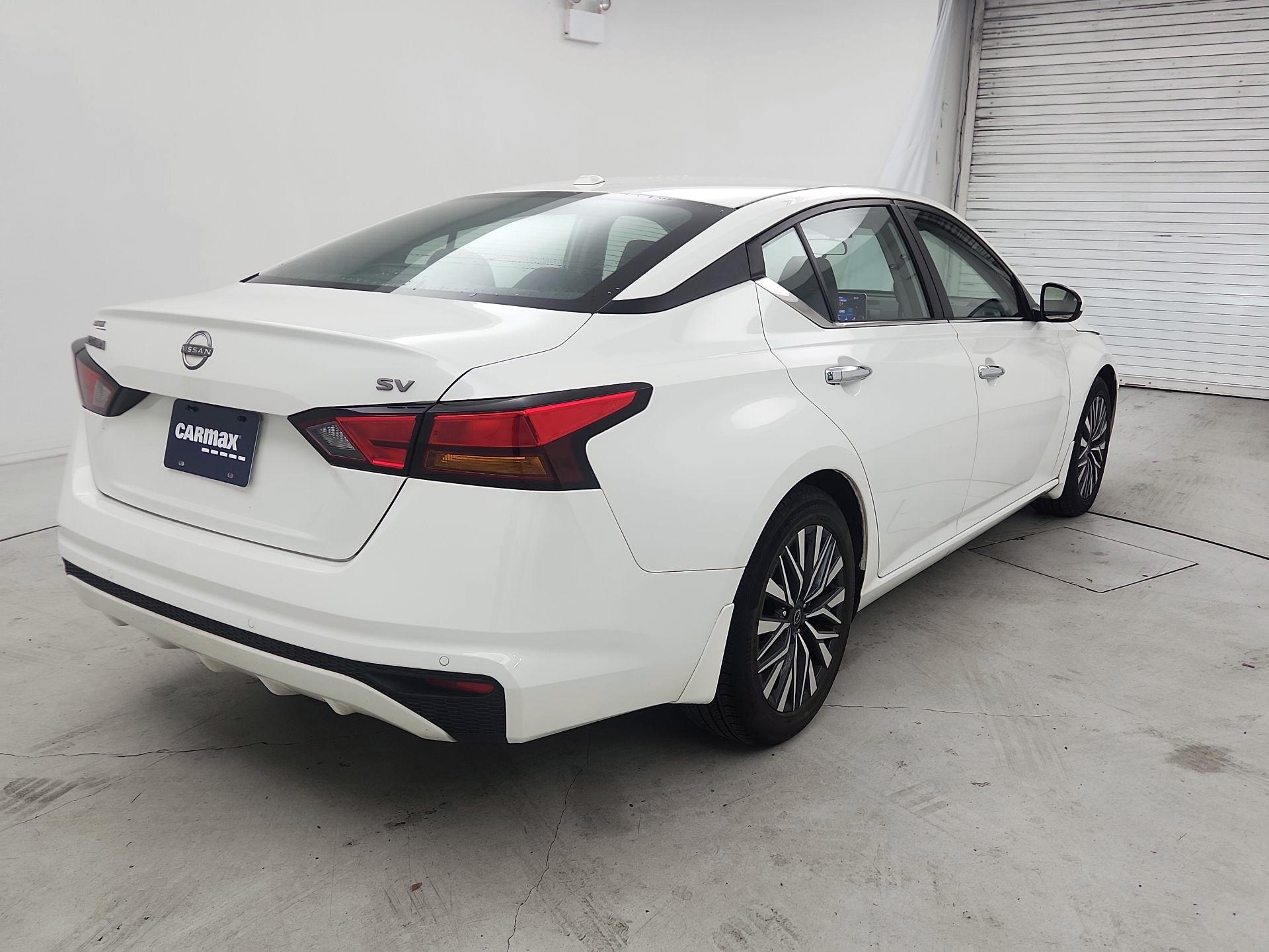 Thumbnail: 2023 Nissan Altima - 5