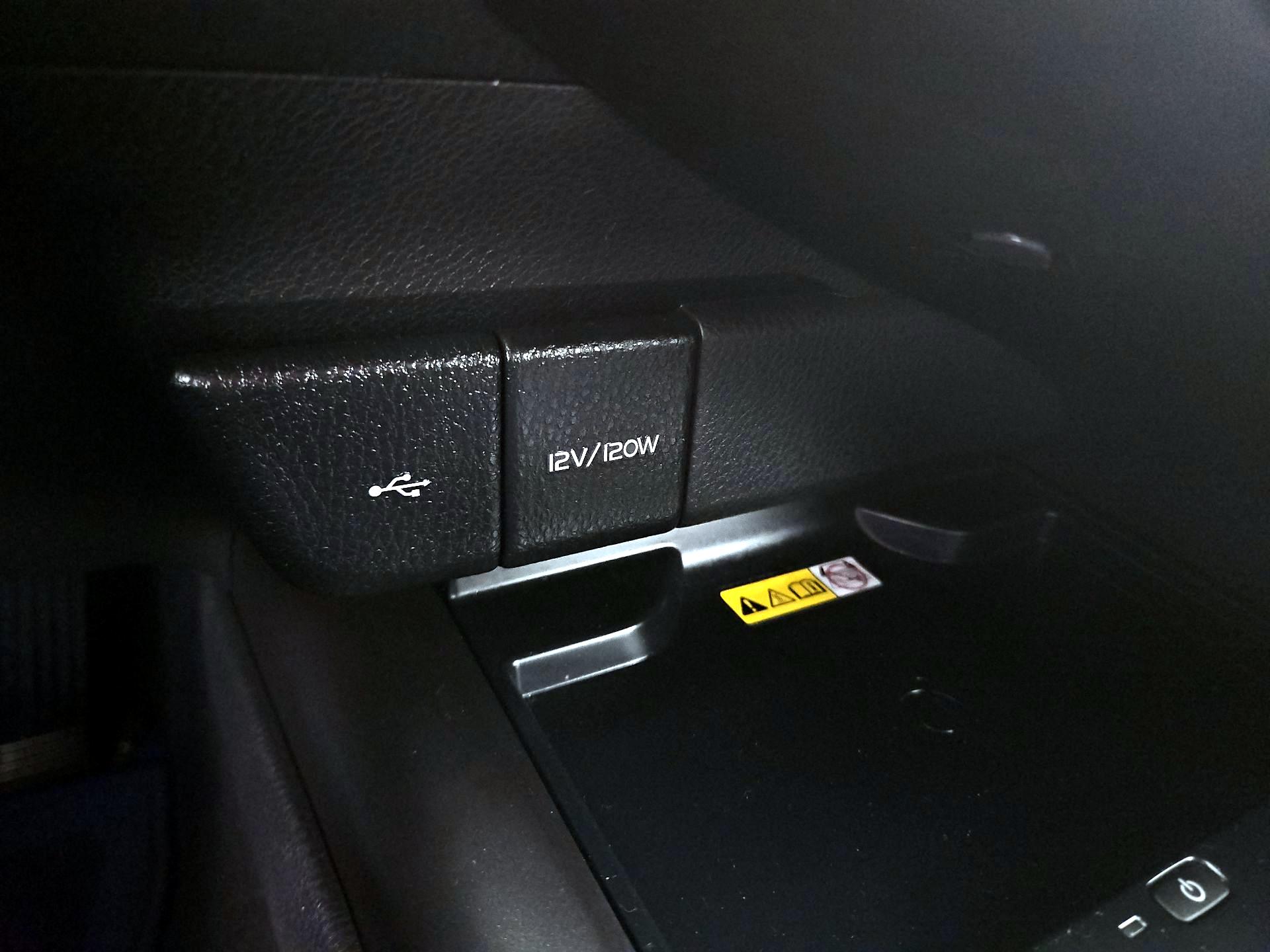 Thumbnail: 2024 Toyota Camry - 18