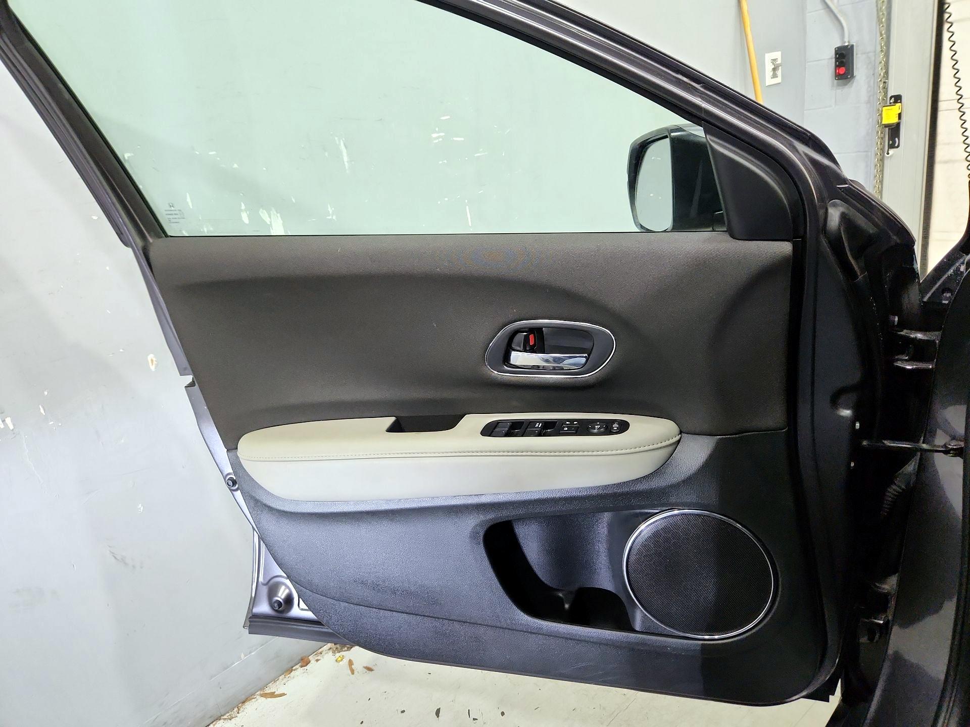 Thumbnail: 2020 Honda HR-V - 12