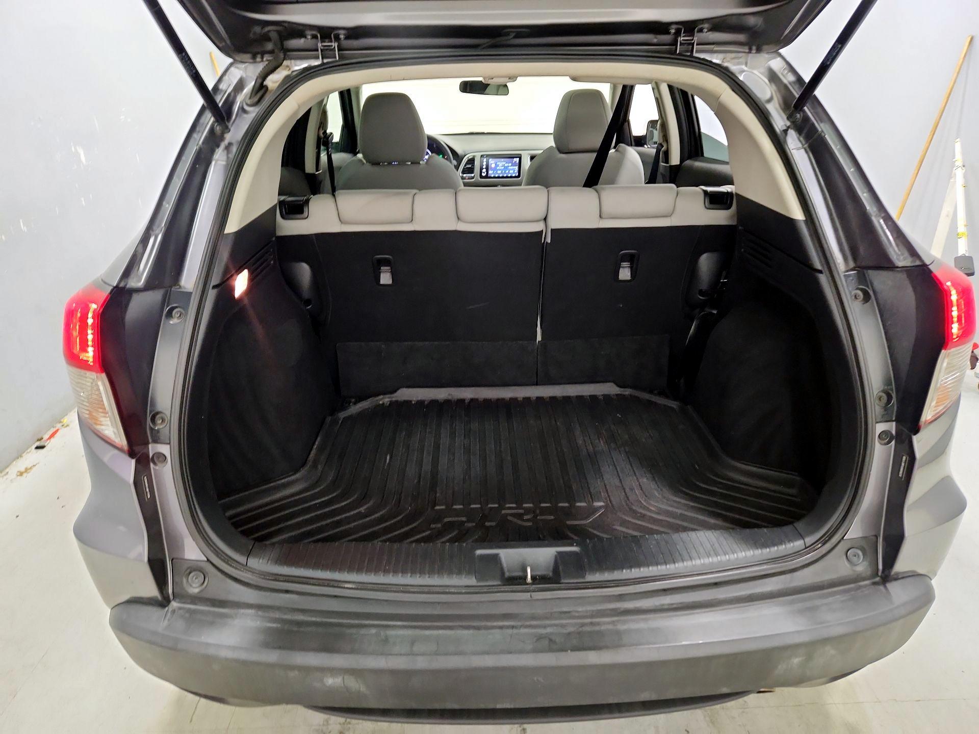 Thumbnail: 2020 Honda HR-V - 20