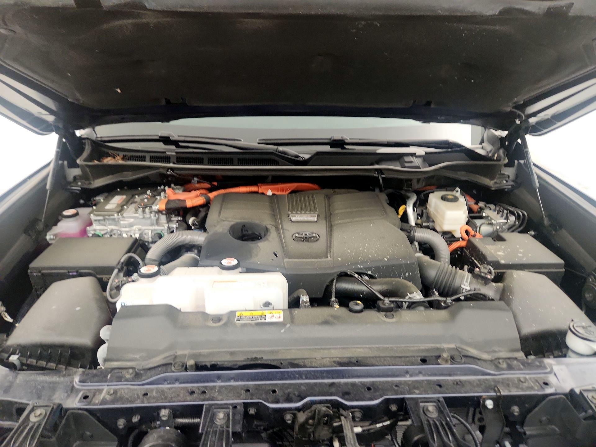 Thumbnail: 2024 Toyota Tundra - 18