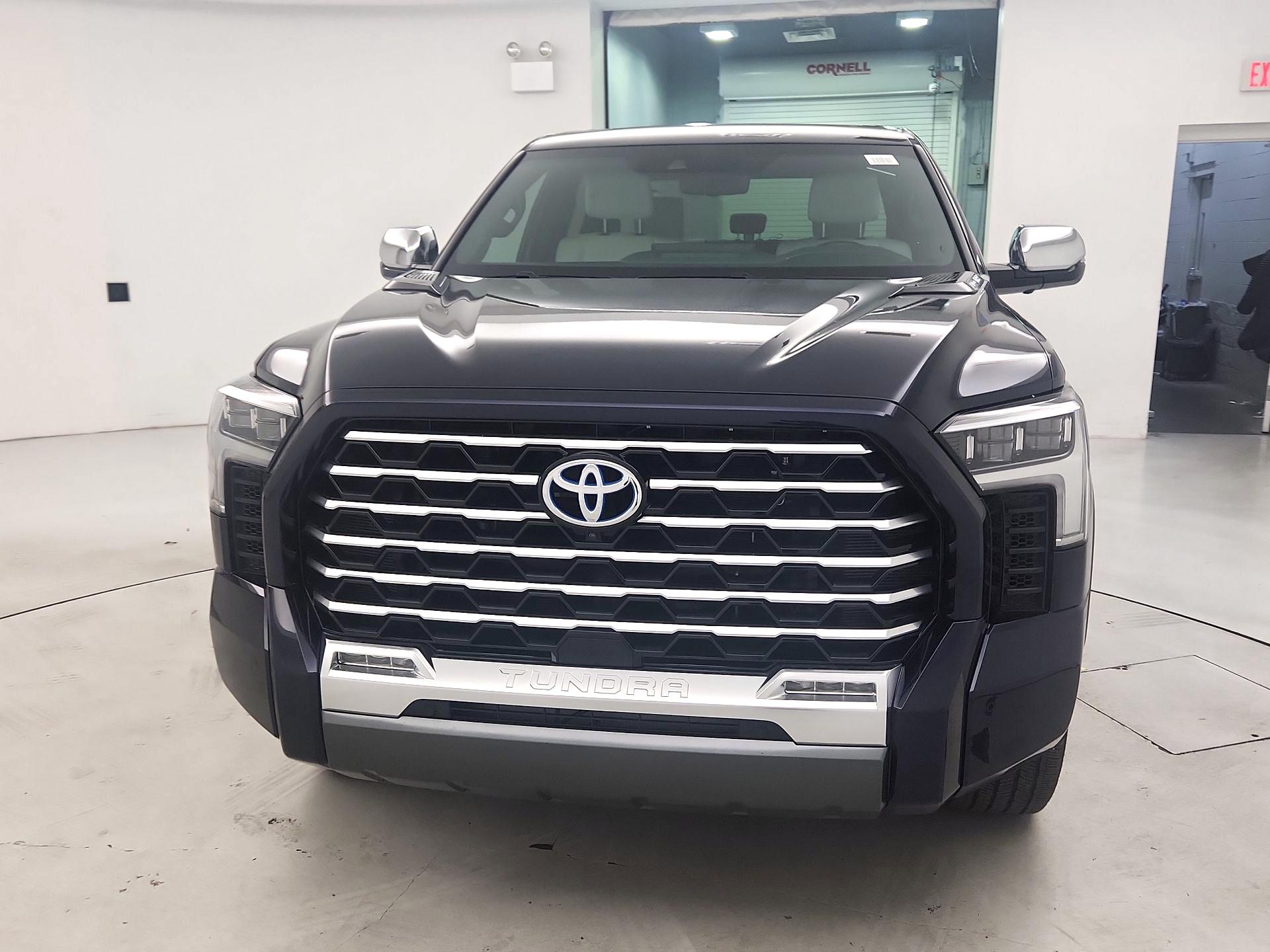 Thumbnail: 2024 Toyota Tundra - 2