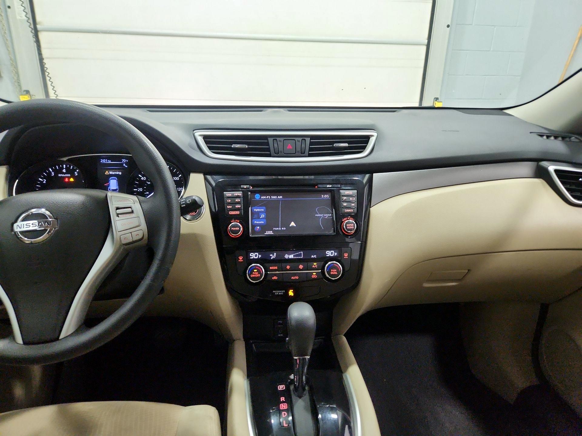 Thumbnail: 2016 Nissan Rogue - 9