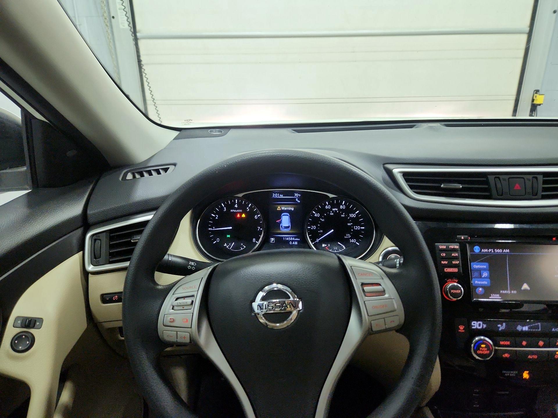 Thumbnail: 2016 Nissan Rogue - 10