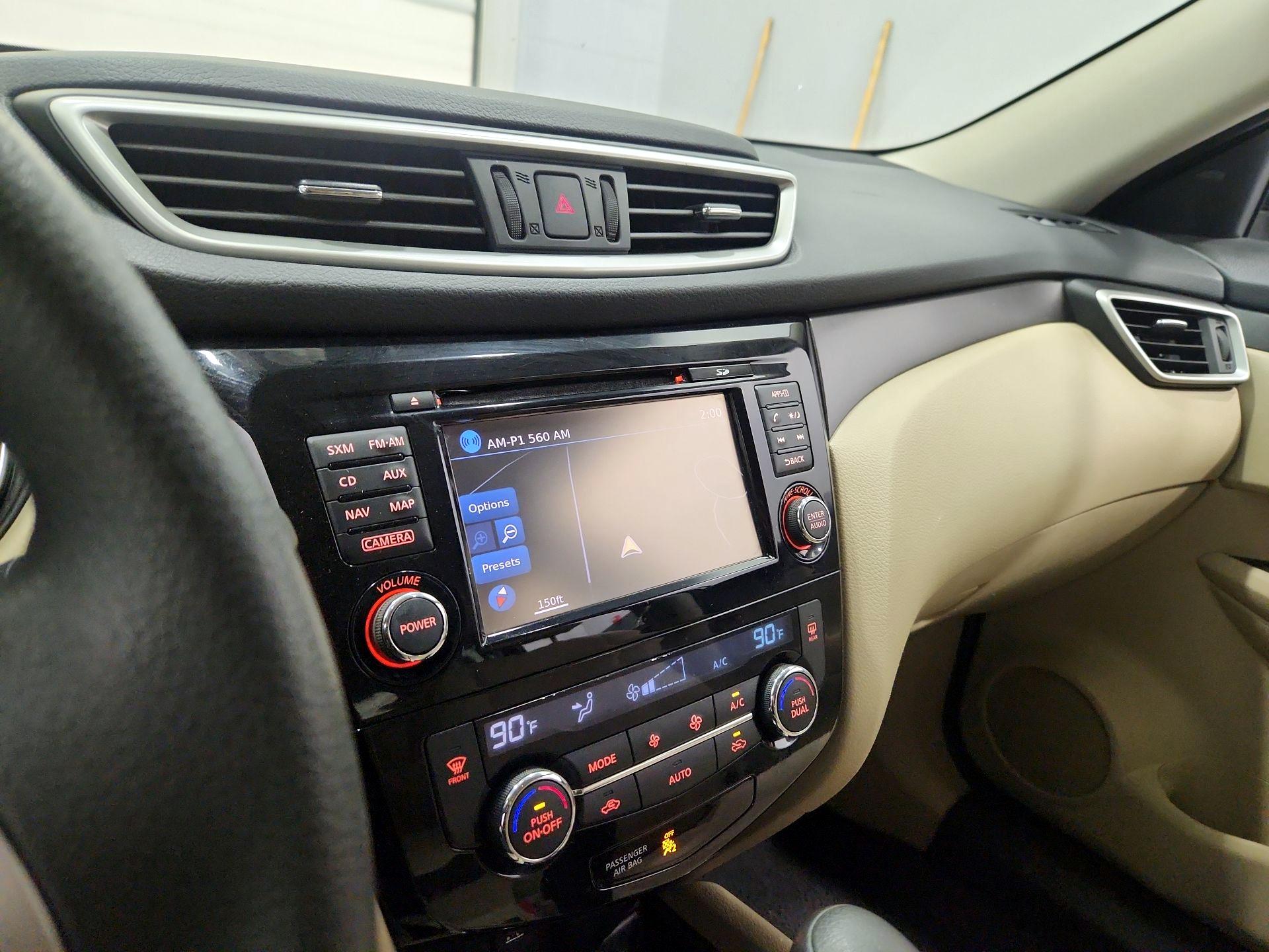 Thumbnail: 2016 Nissan Rogue - 14