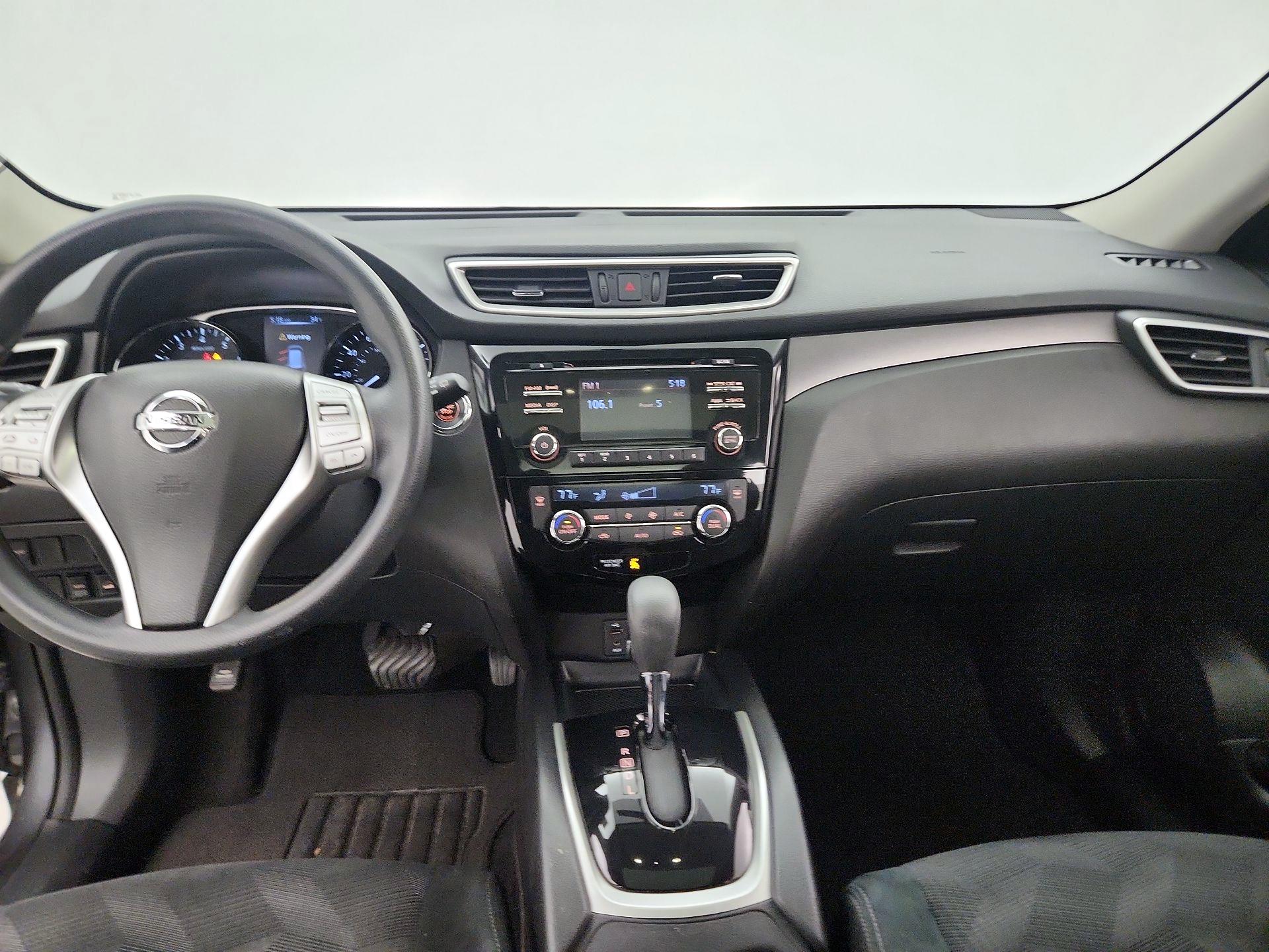 Thumbnail: 2016 Nissan Rogue - 9