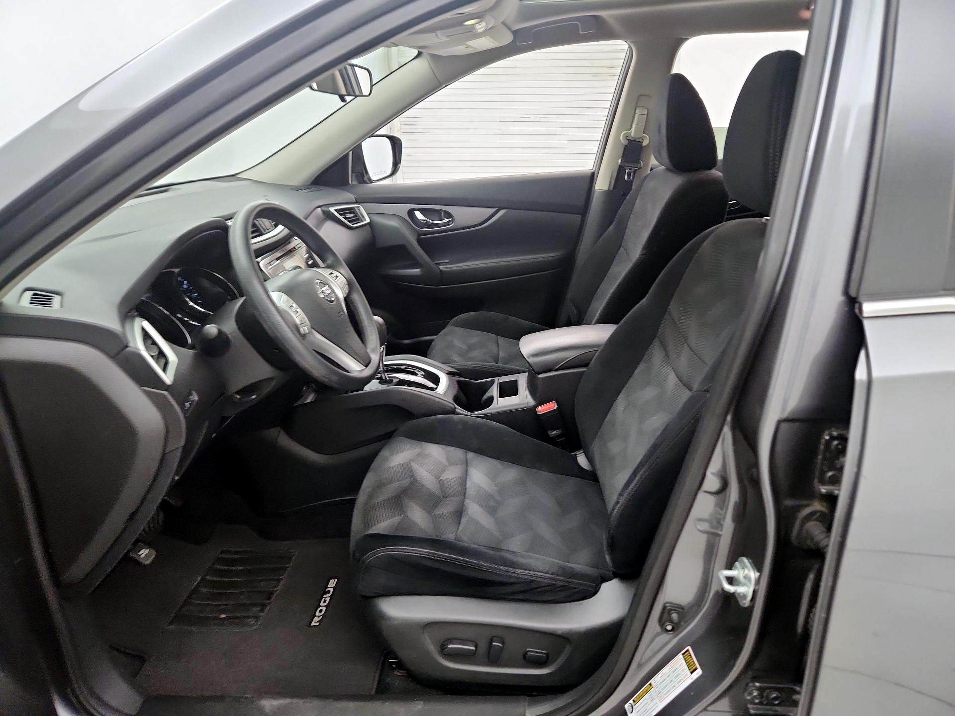 Thumbnail: 2016 Nissan Rogue - 11