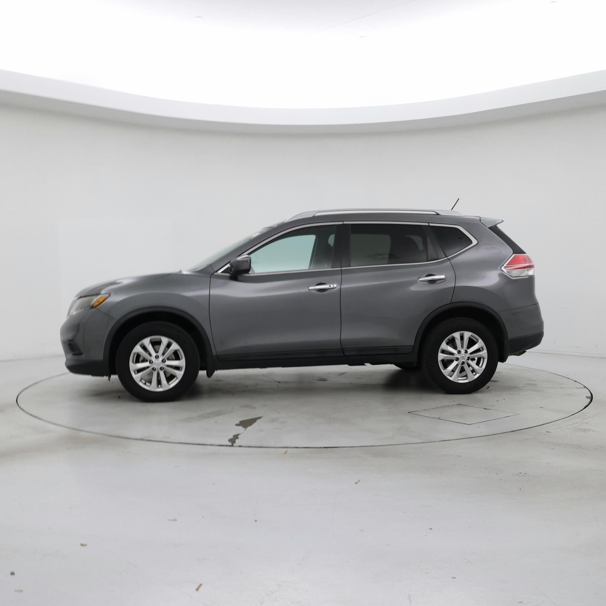 Thumbnail: 2016 Nissan Rogue - 3