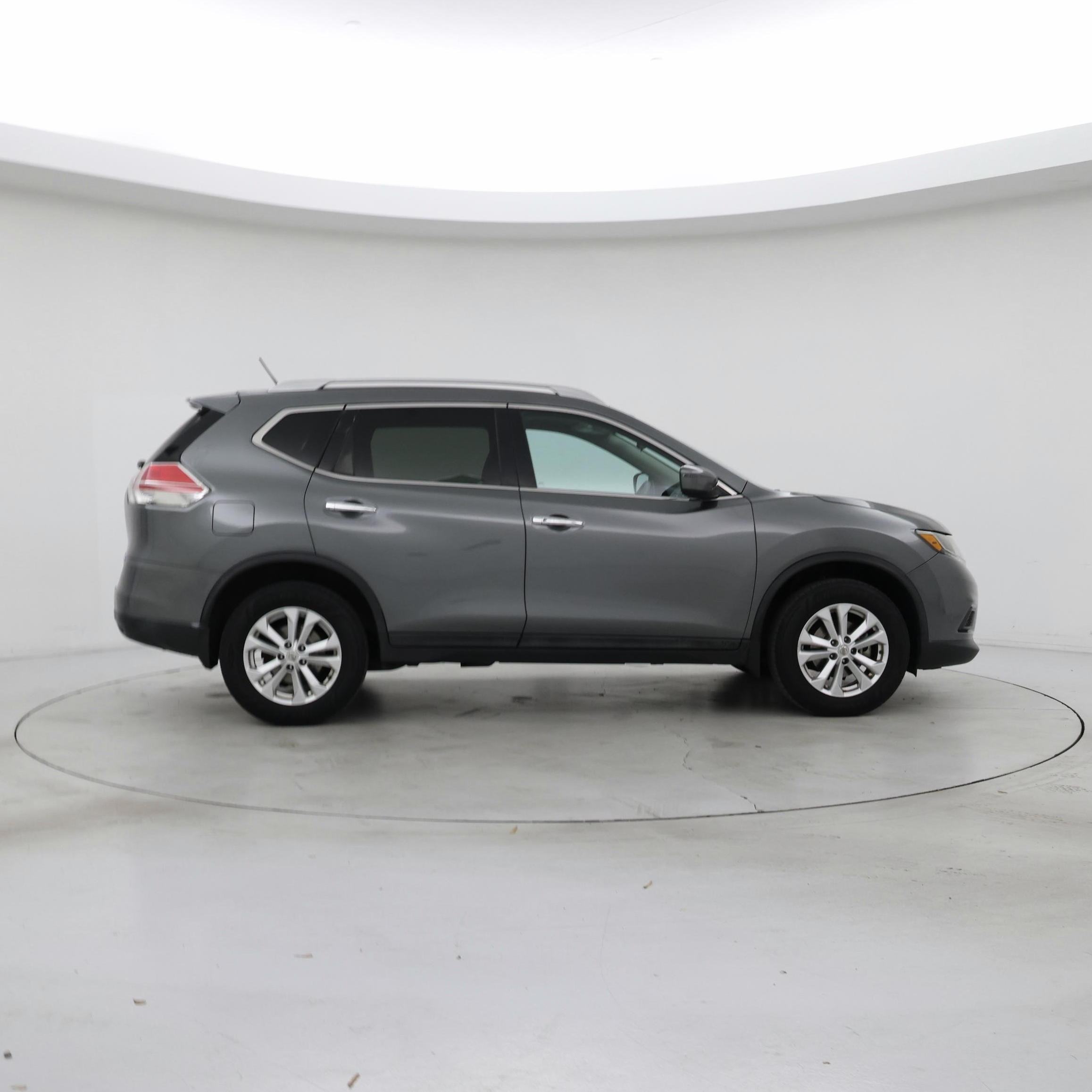 Thumbnail: 2016 Nissan Rogue - 7
