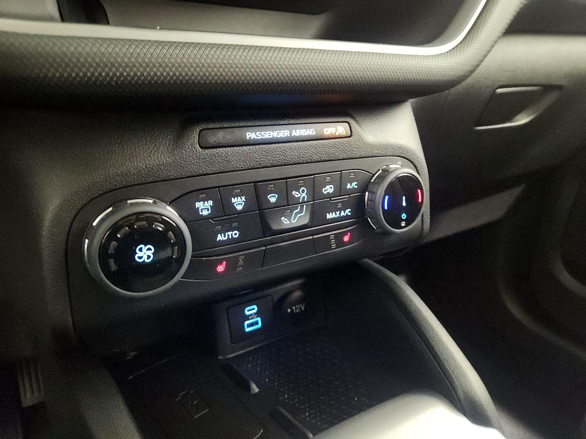 Thumbnail: 2022 Ford Bronco Sport - 16