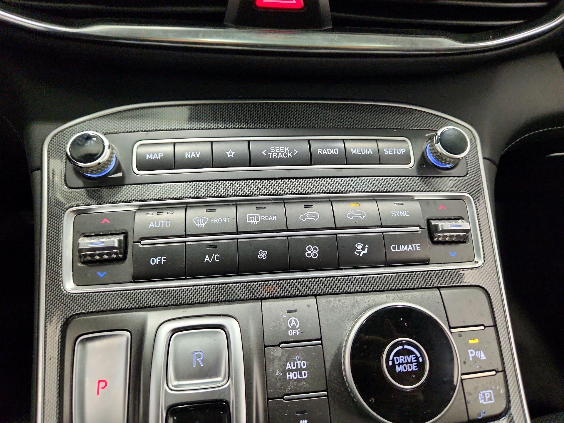 Thumbnail: 2021 Hyundai Santa Fe - 17